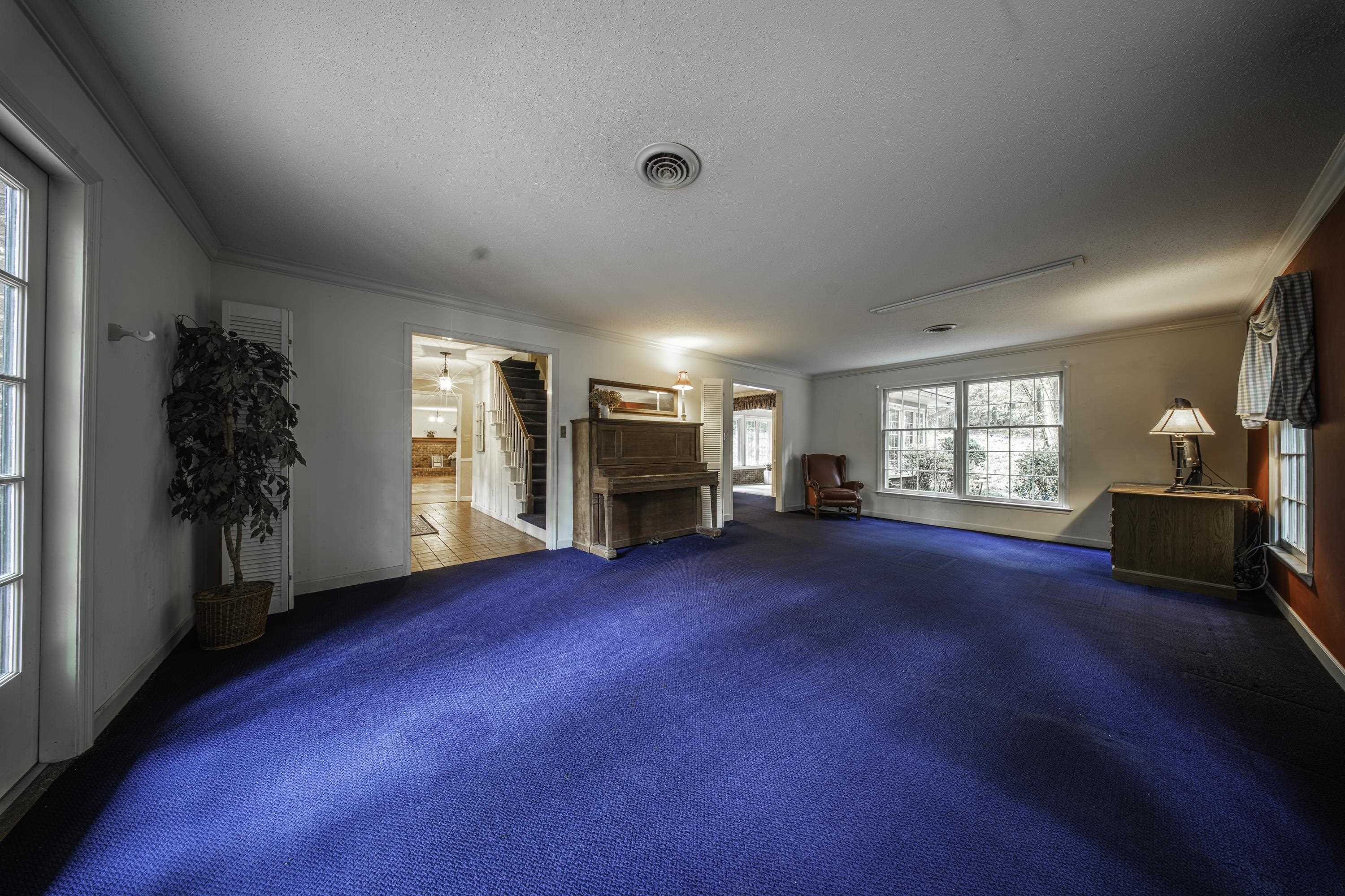 225 Walnut Hill Lane Property Photo 20