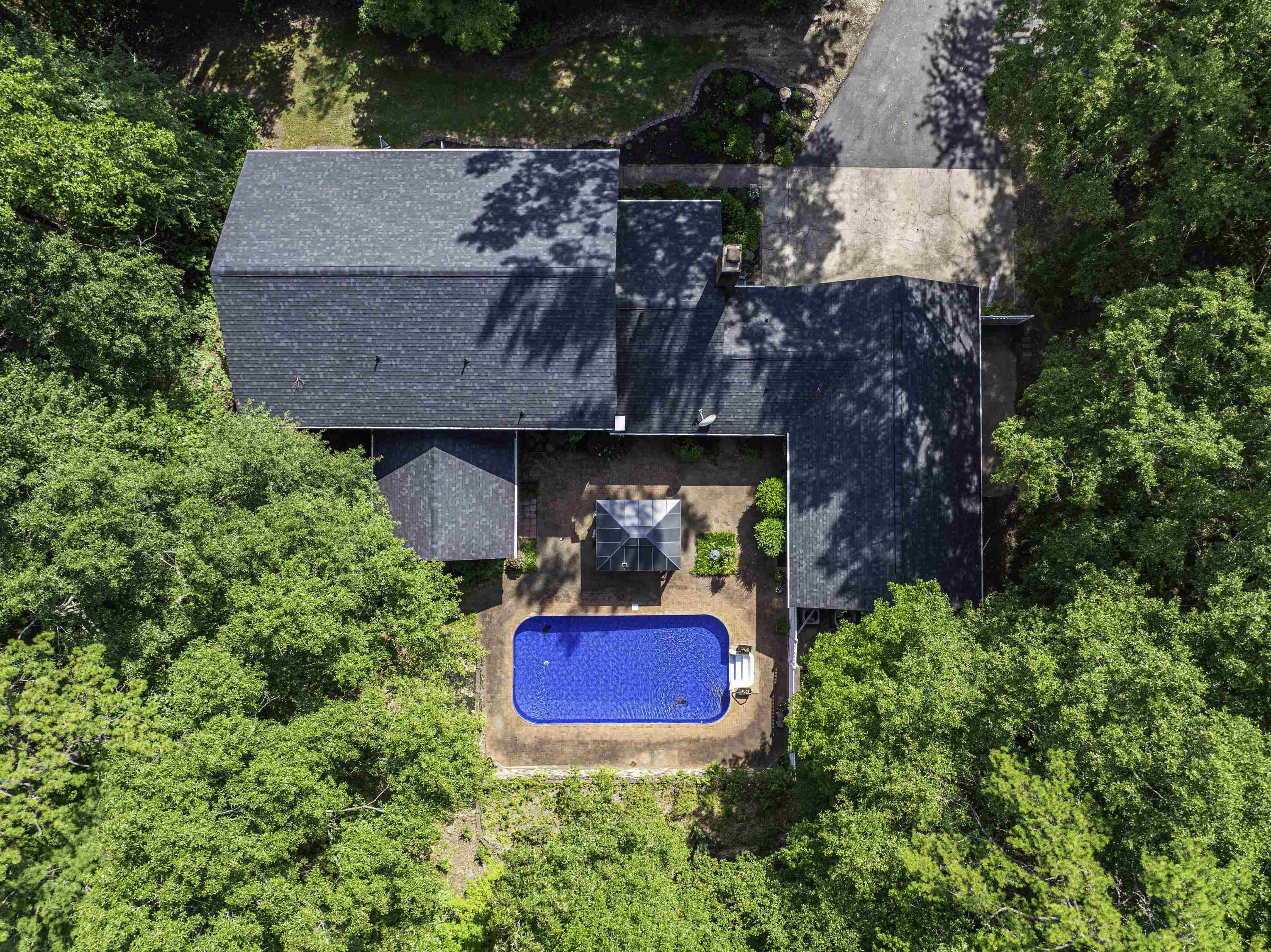 225 Walnut Hill Lane Property Photo 45