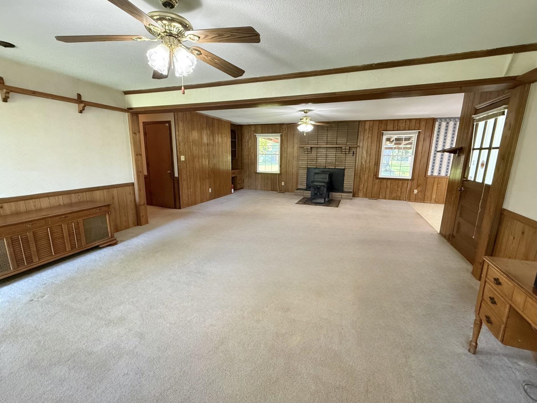 631 Riveroak Circle Property Photo 5