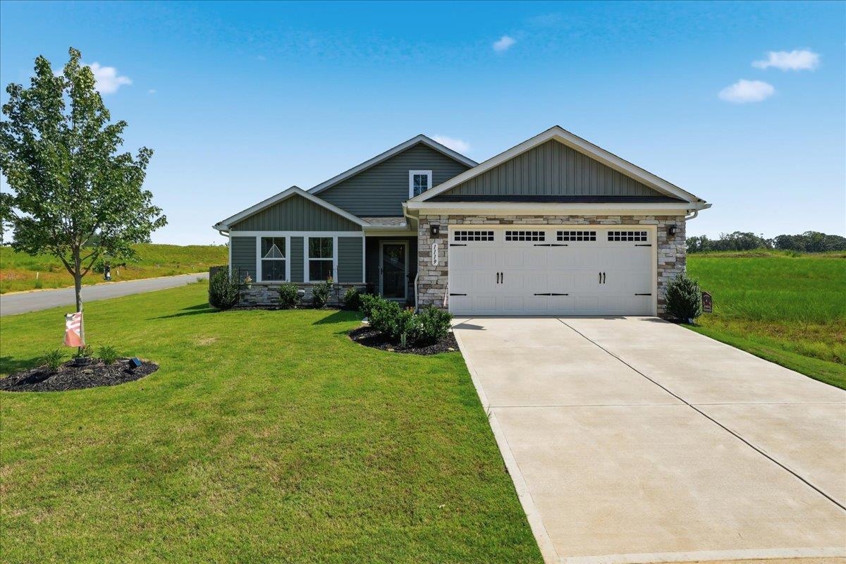 1119 Chartwell Circle Property Photo 1