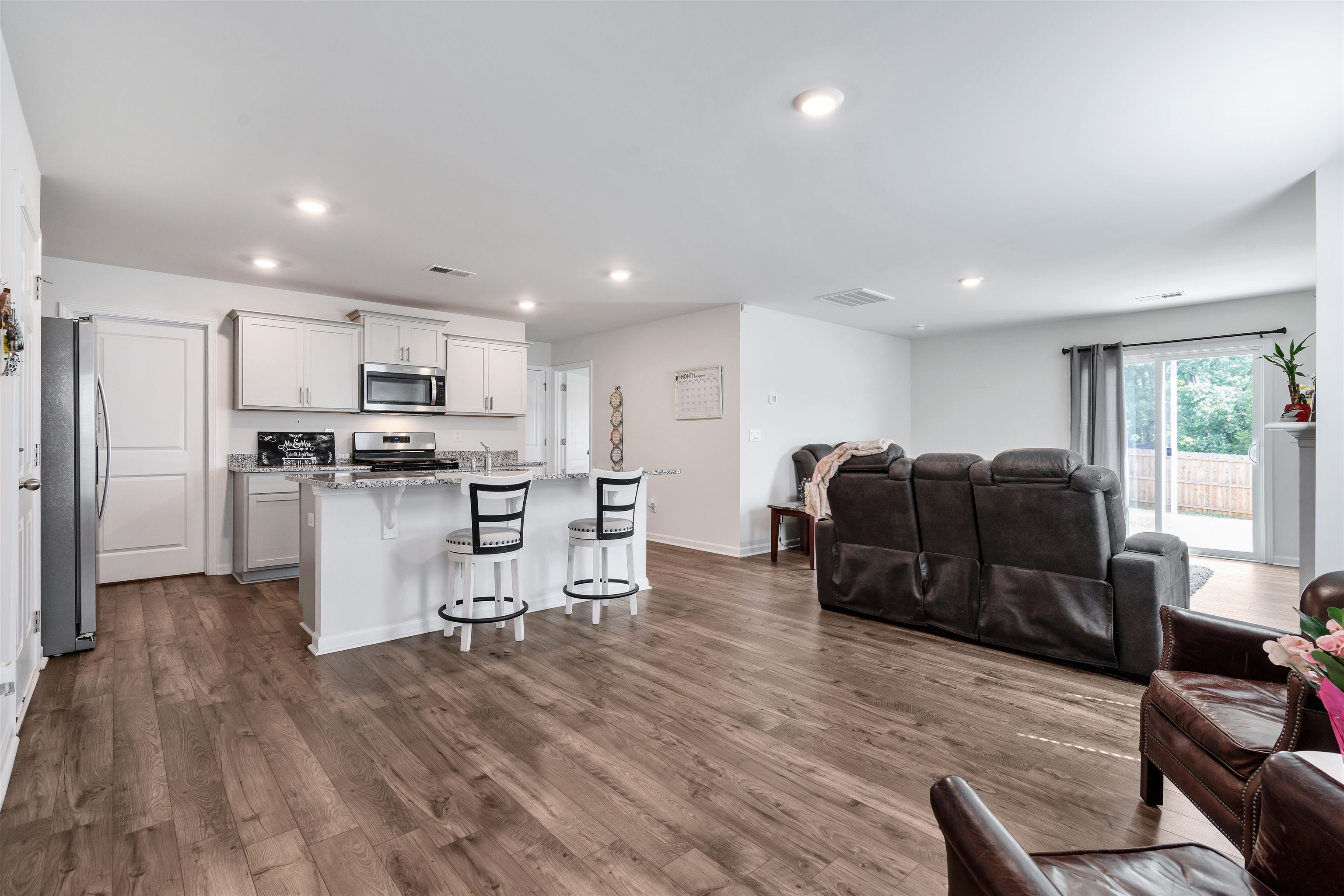 1808 Bridle Lane Property Photo 3