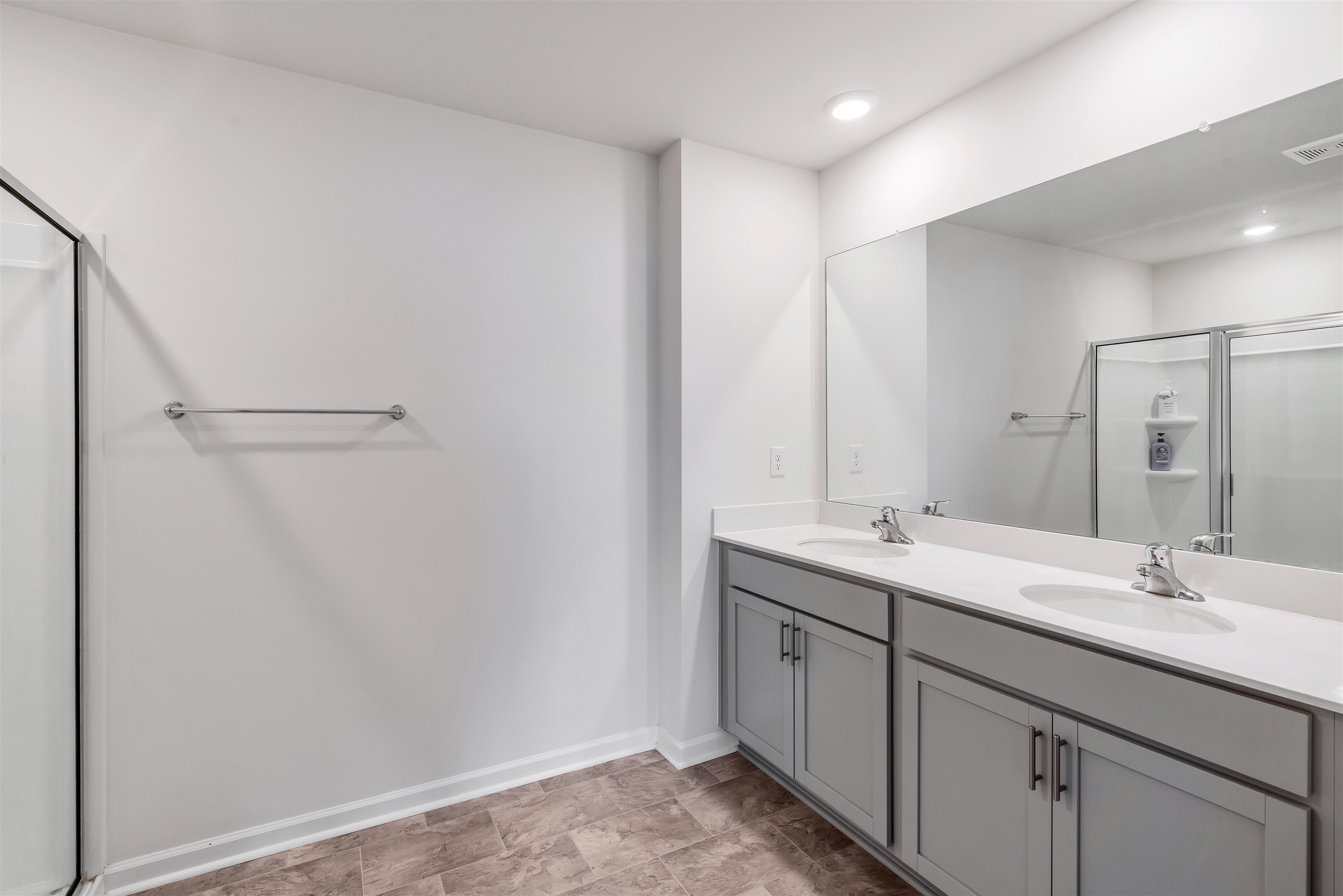 1808 Bridle Lane Property Photo 17