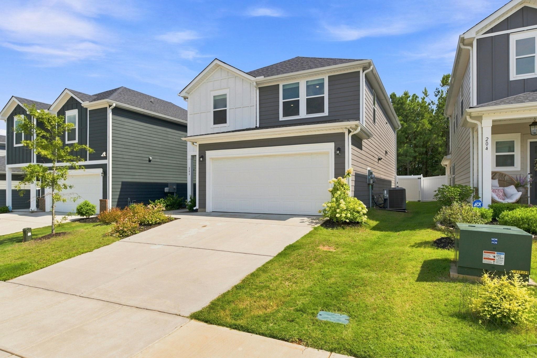 208 Lanyard Drive Property Photo 3