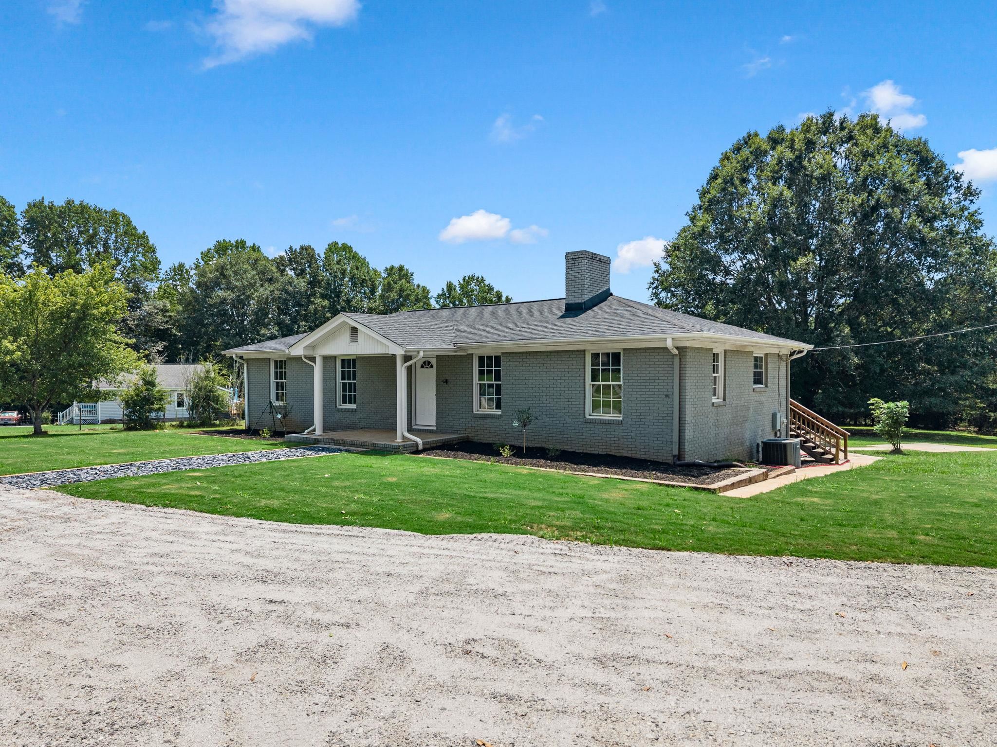 241 Jordan Creek Road Property Photo 2