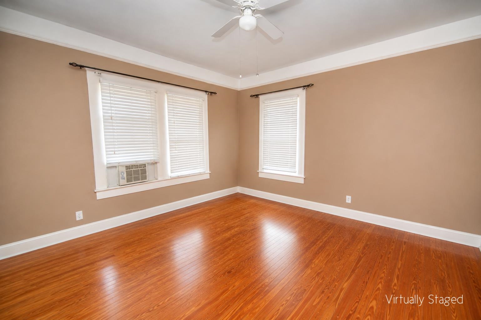 216 Carlisle Street Property Photo 5