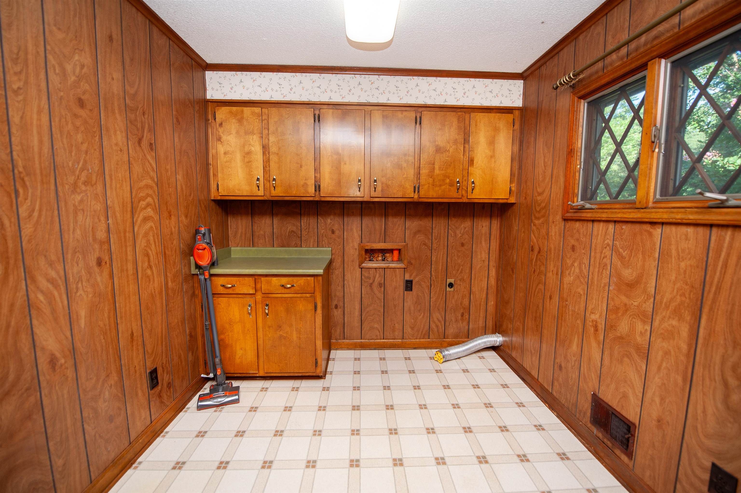 32 Nichols Drive Property Photo 16