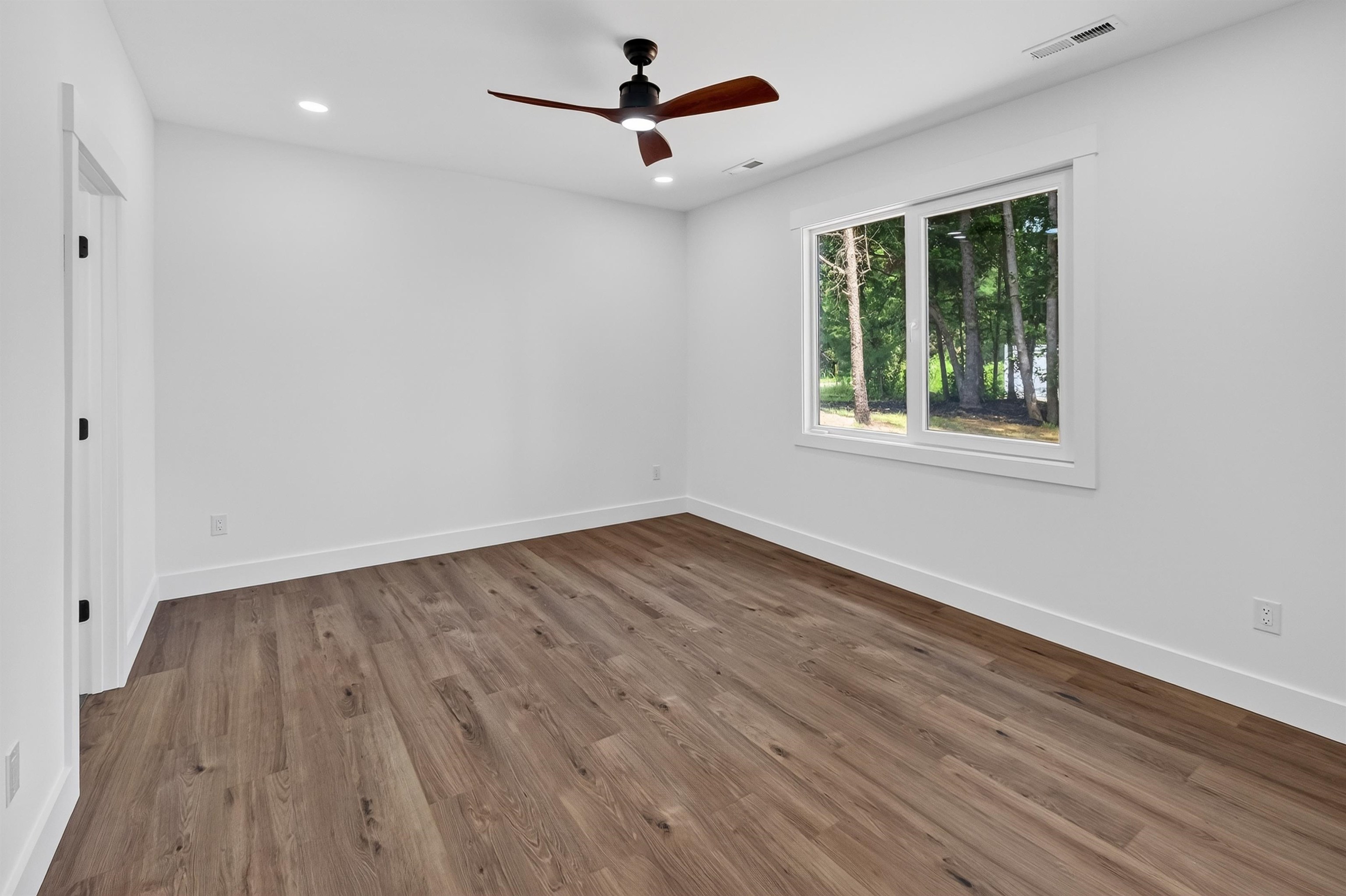 108 Houndsear Trail Property Photo 8