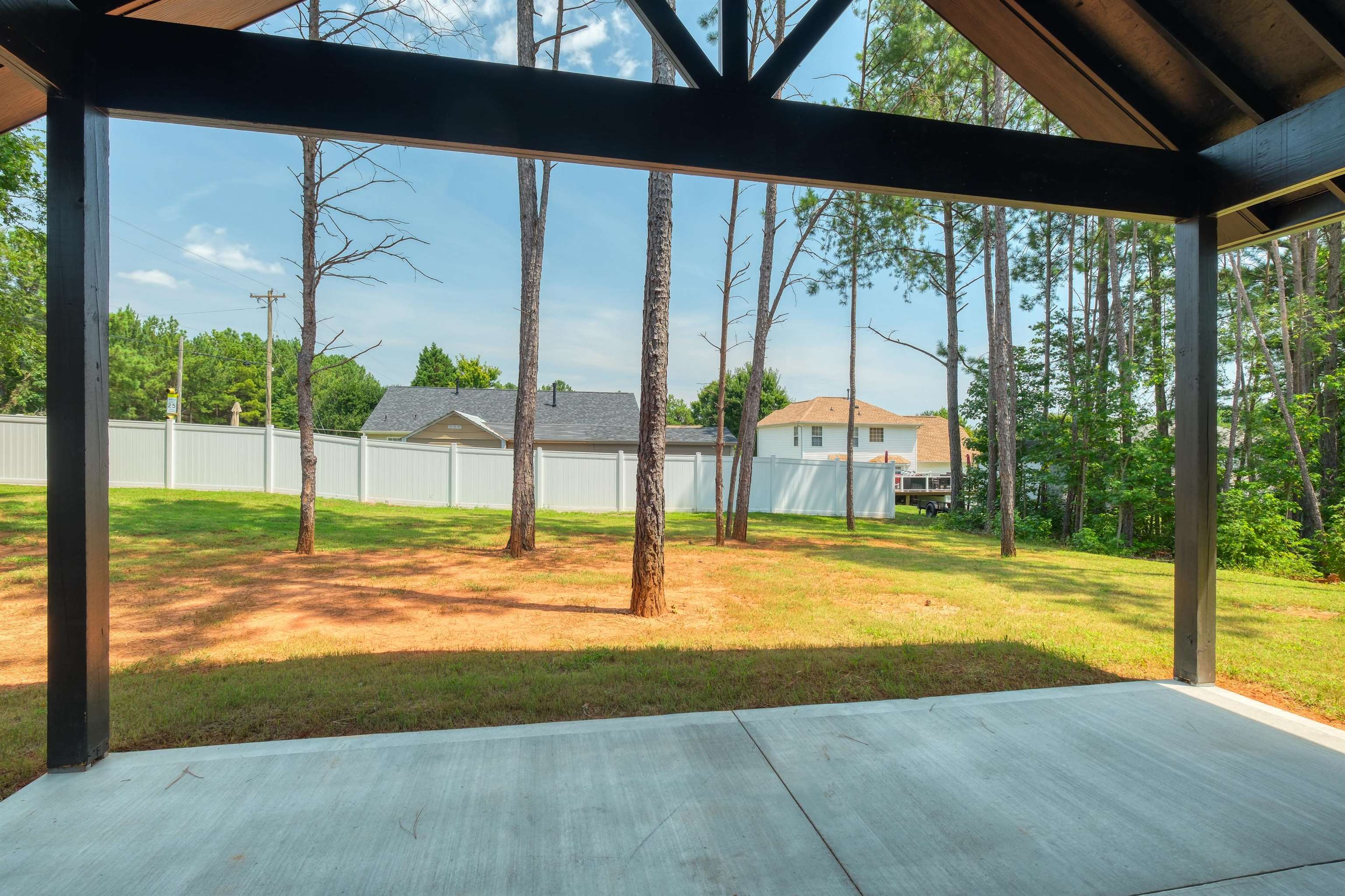 108 Houndsear Trail Property Photo 17