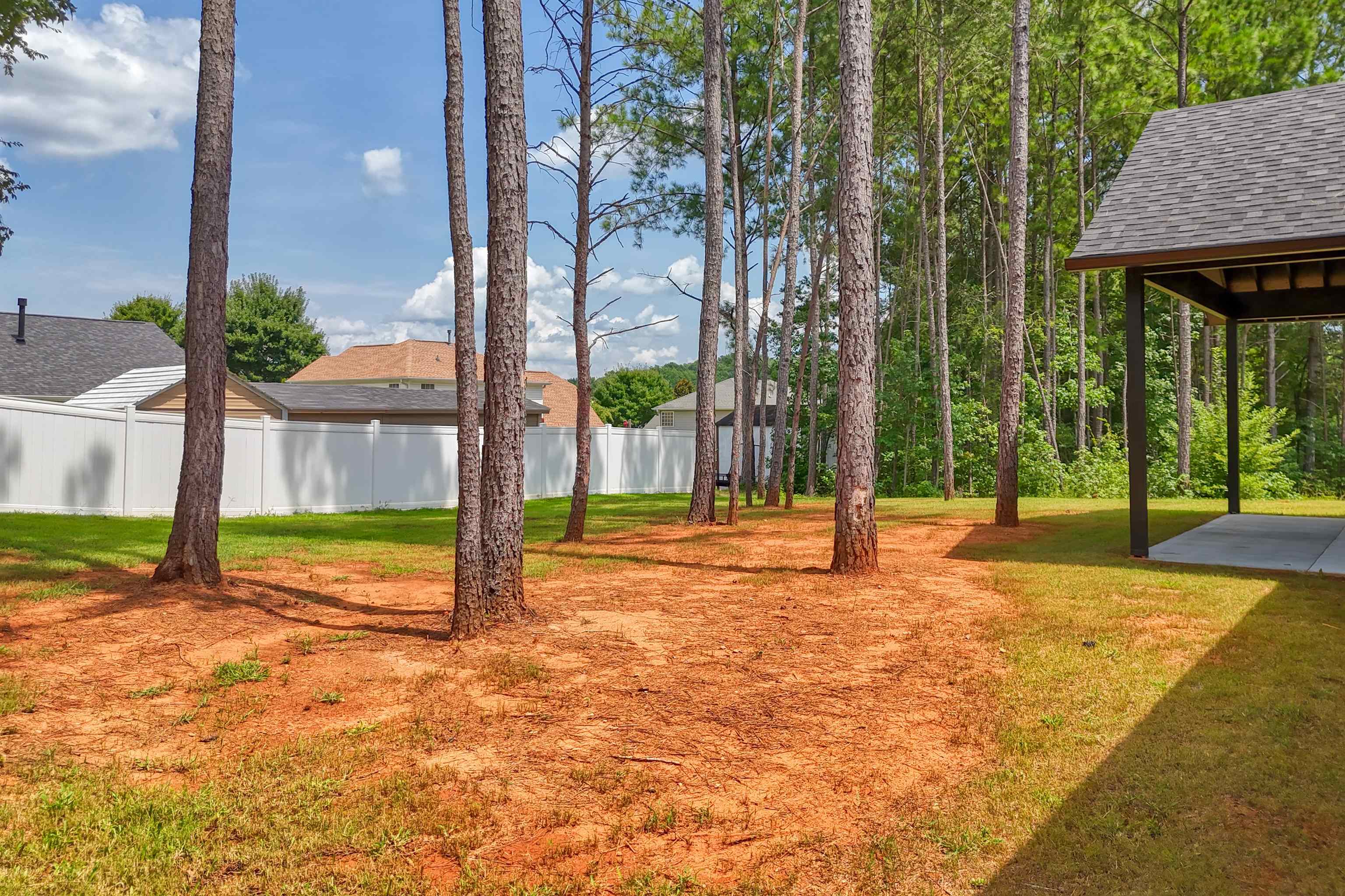 108 Houndsear Trail Property Photo 18
