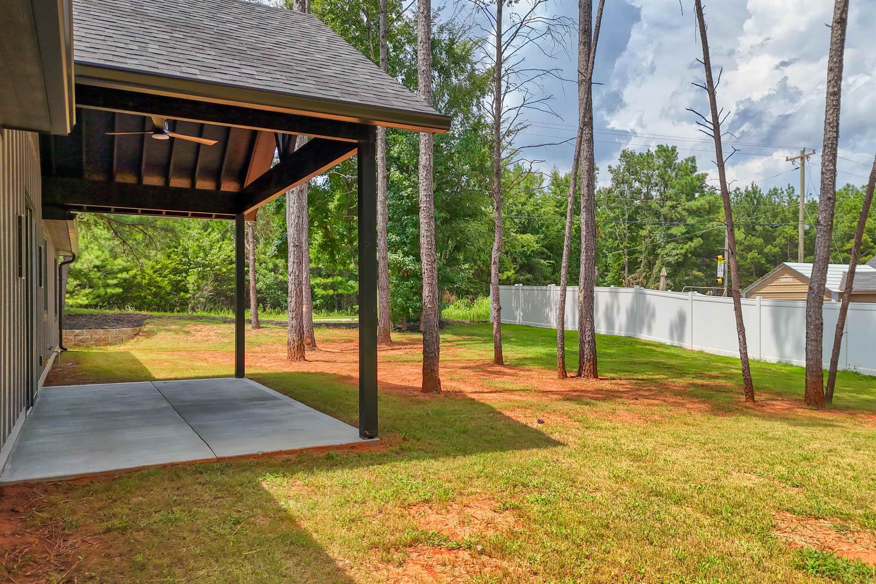 108 Houndsear Trail Property Photo 19