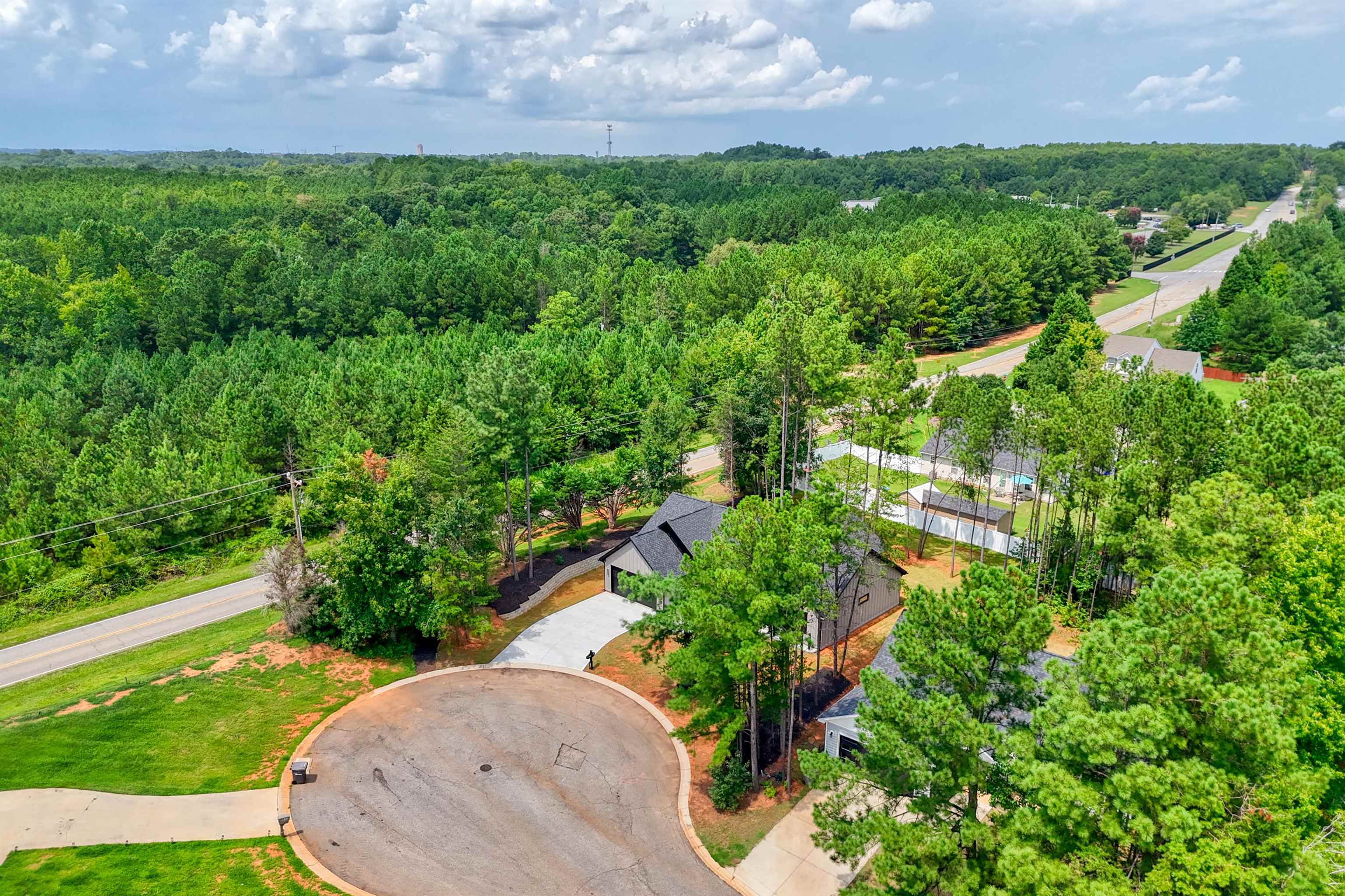 108 Houndsear Trail Property Photo 30