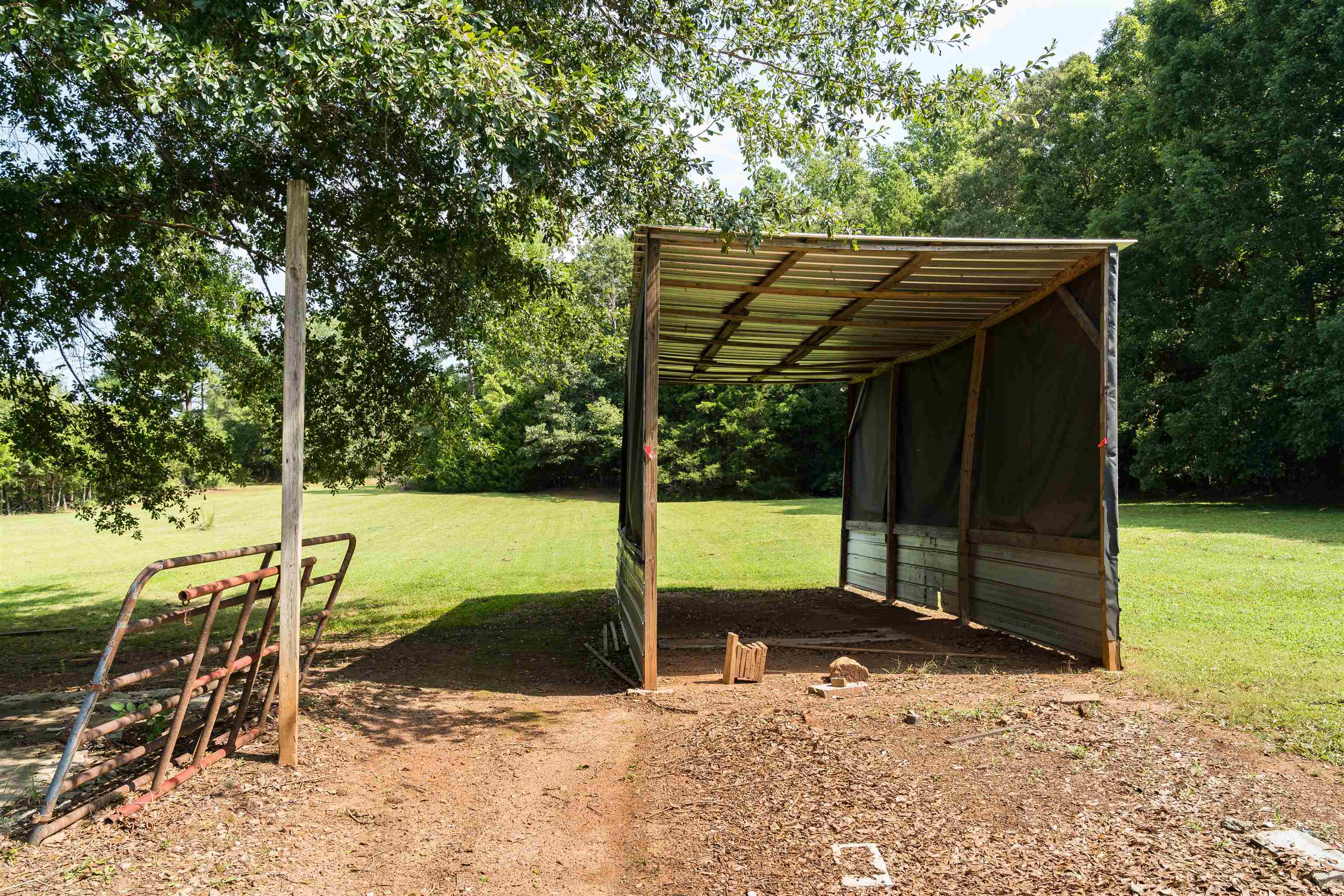3908 Old Georgia Highway Property Photo 34