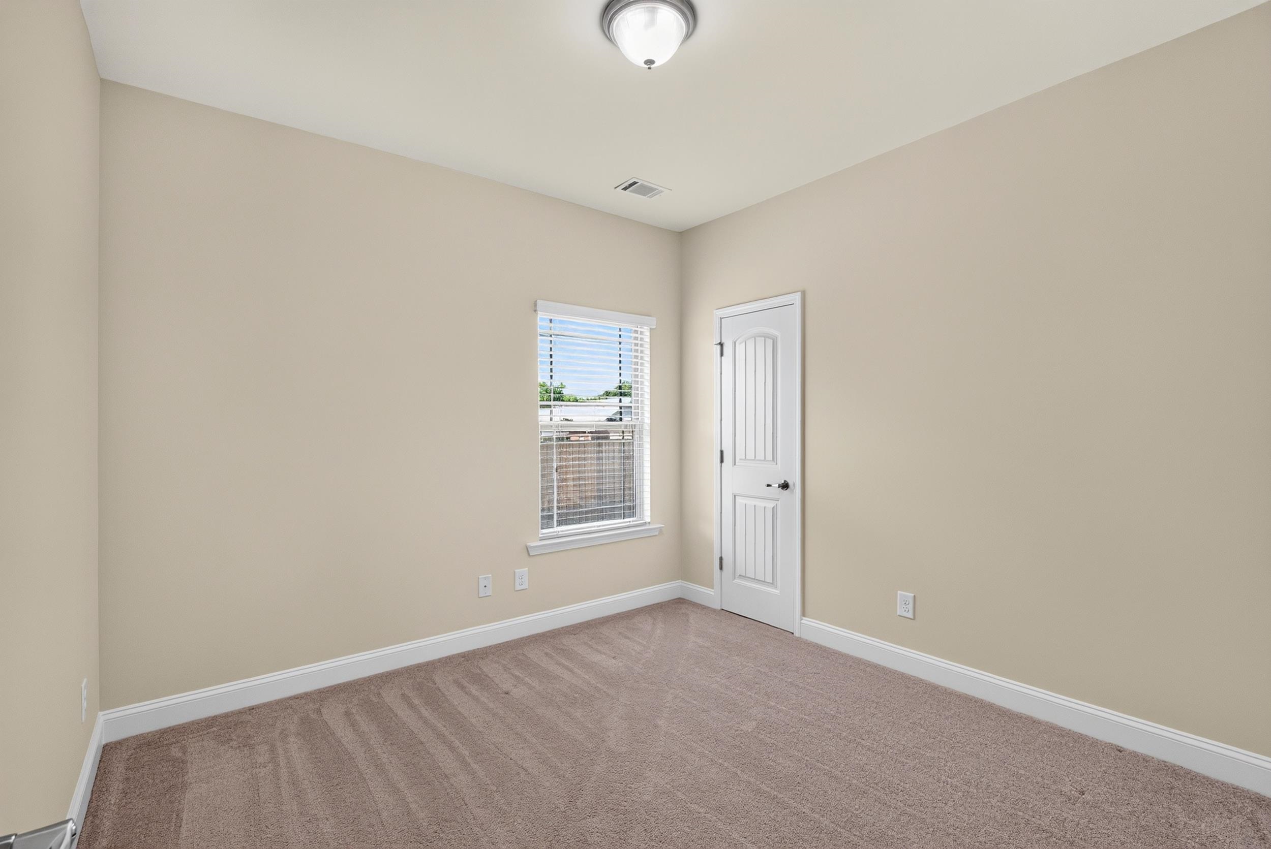 640 Flintrock Drive Property Photo 13