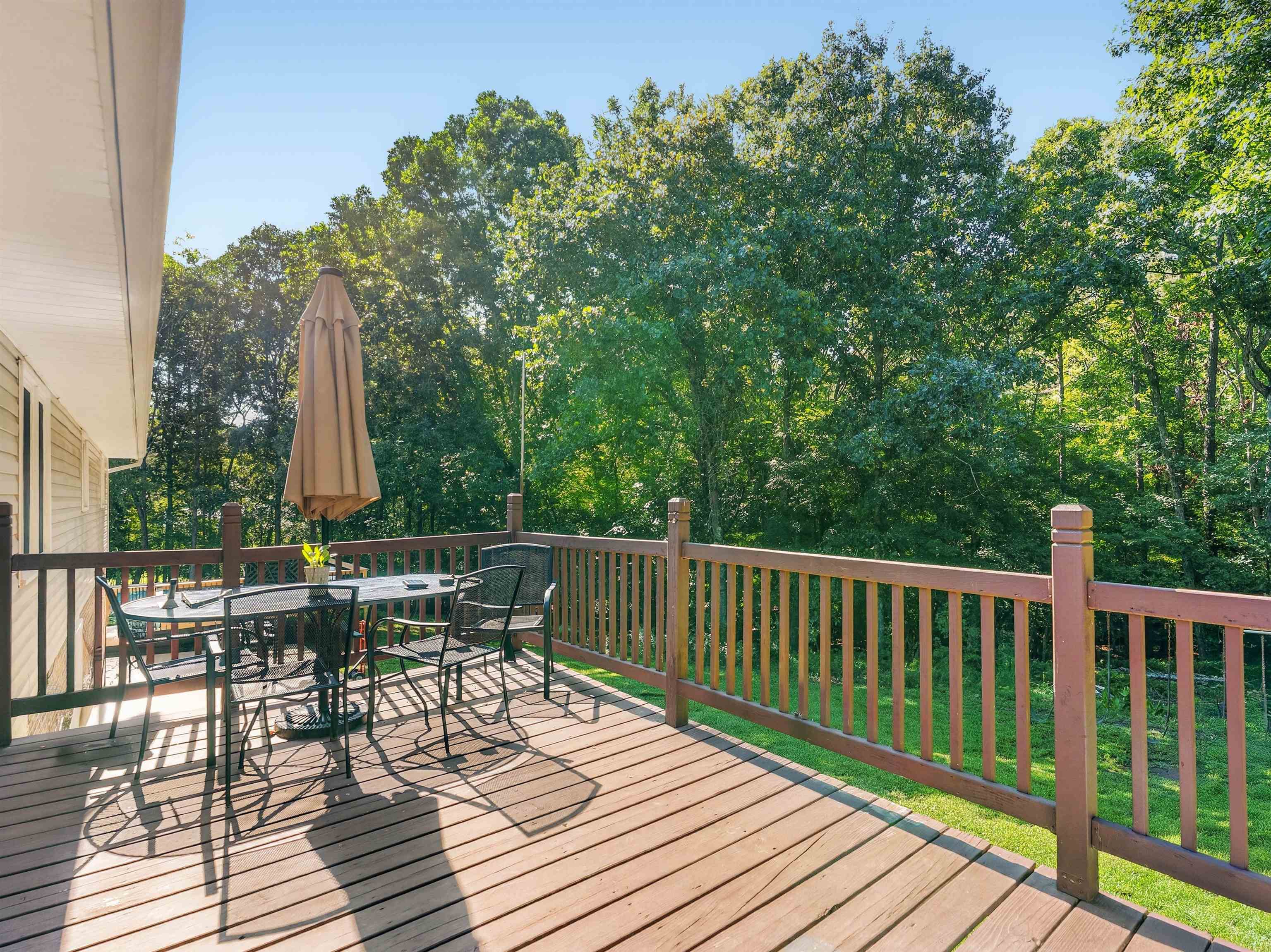 180 Hillcrest Drive Property Photo 33