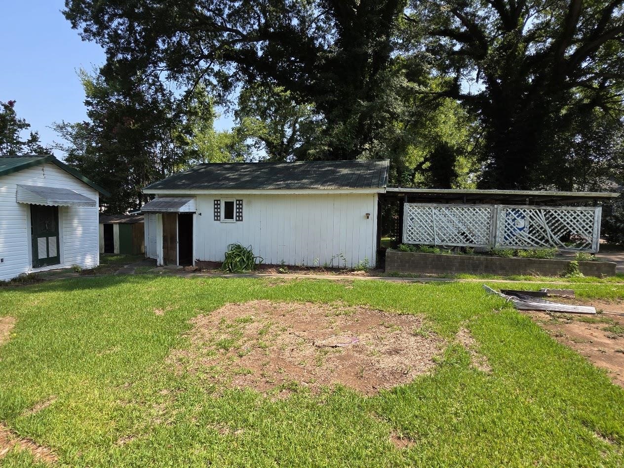 324 Vernon St Property Photo 11