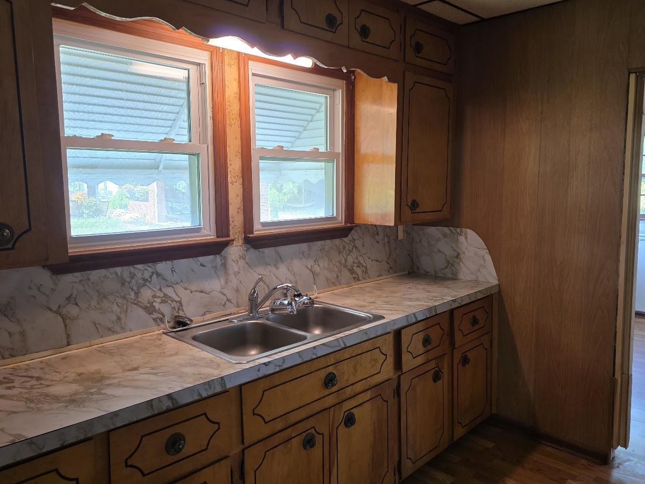 324 Vernon St Property Photo 15