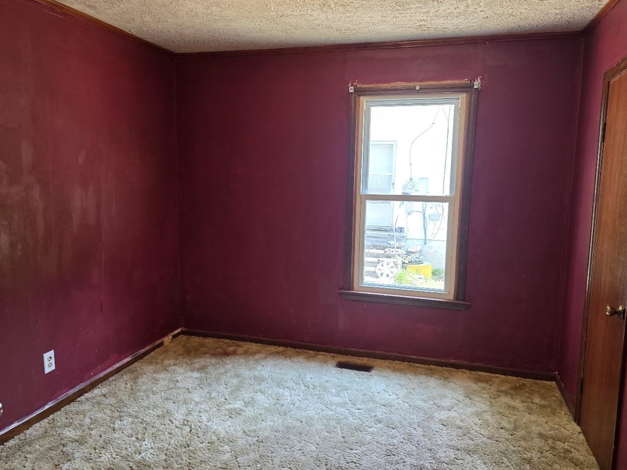 324 Vernon St Property Photo 18