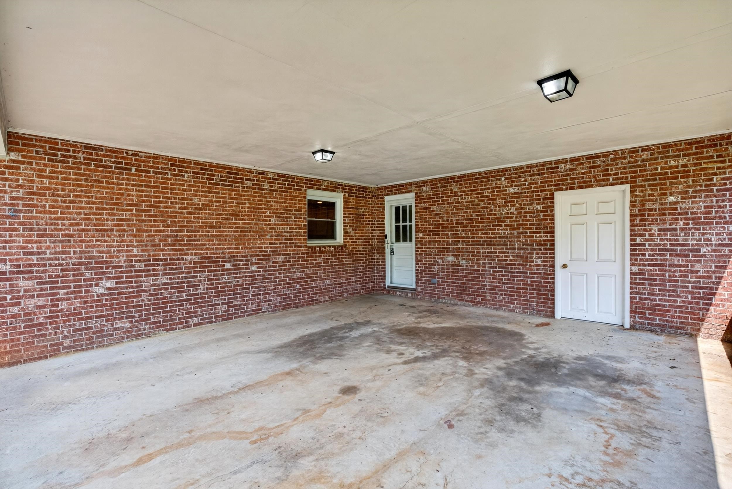 227 Anita Drive Property Photo 7