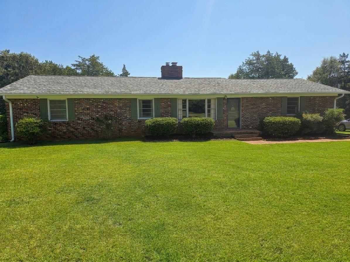 815 Ballenger Rd Property Photo 1
