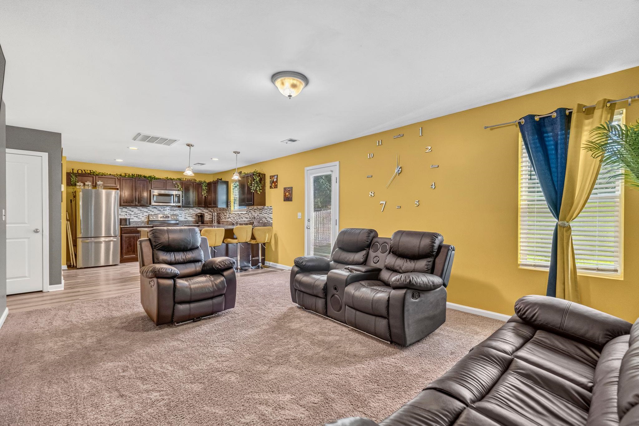 520 Millsgate Circle Property Photo 8
