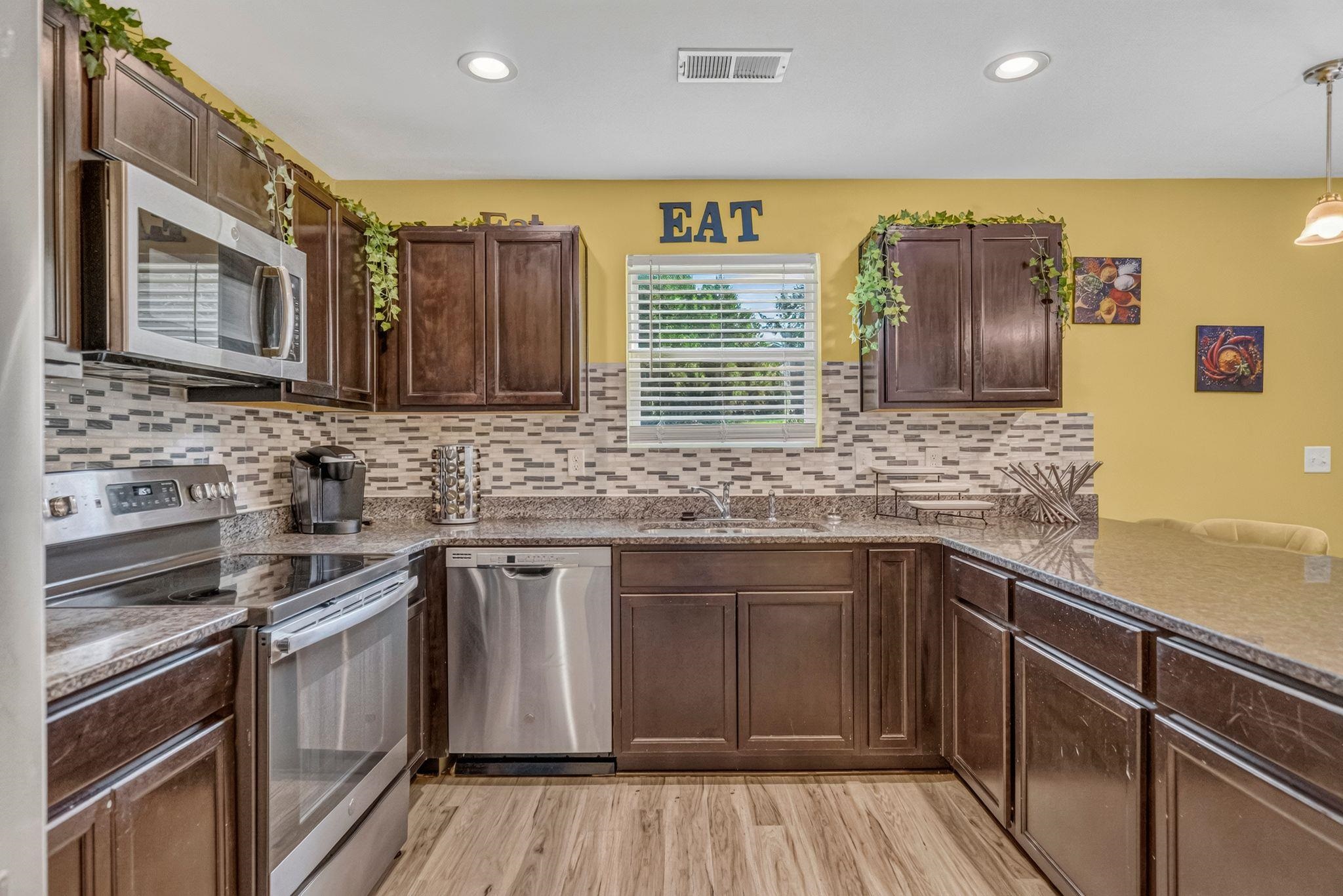 520 Millsgate Circle Property Photo 11