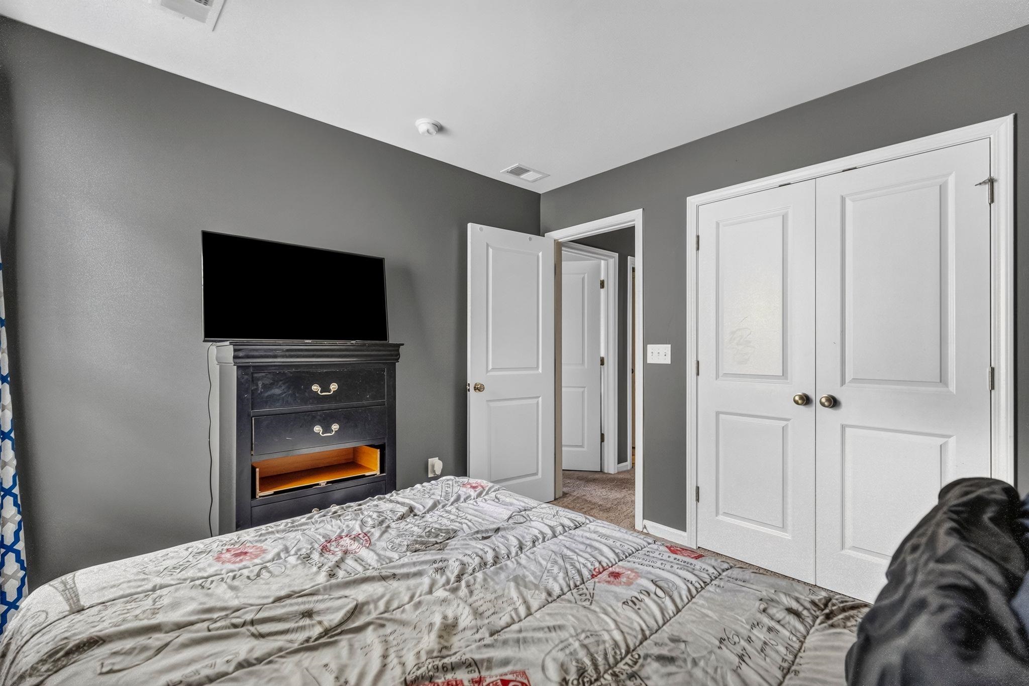 520 Millsgate Circle Property Photo 34