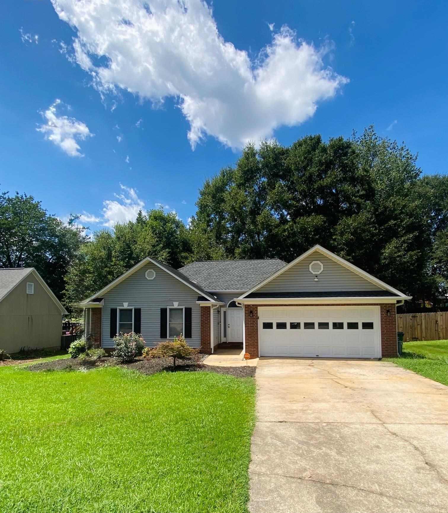 113 Riverrun Drive Property Photo 1