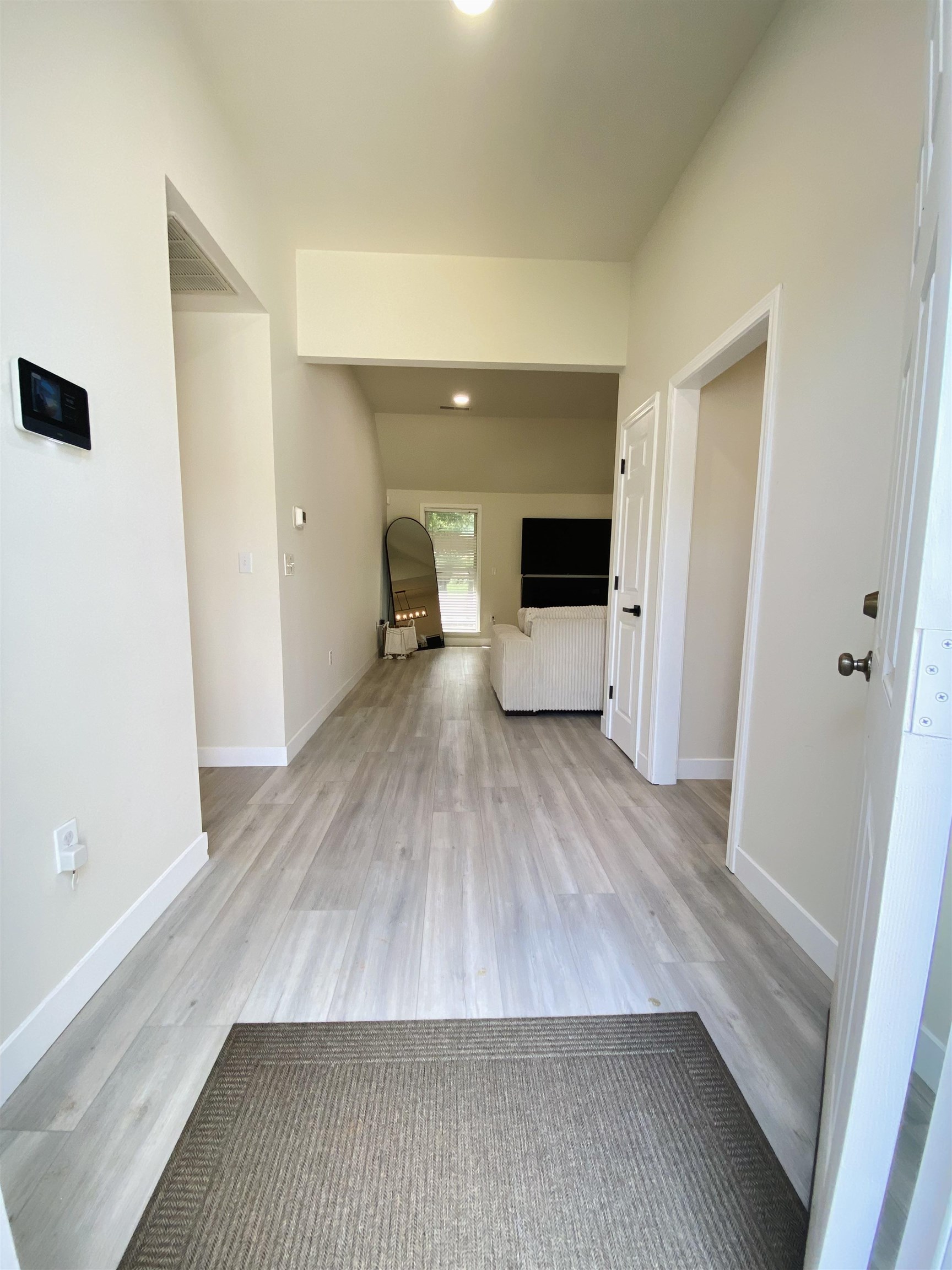113 Riverrun Drive Property Photo 2