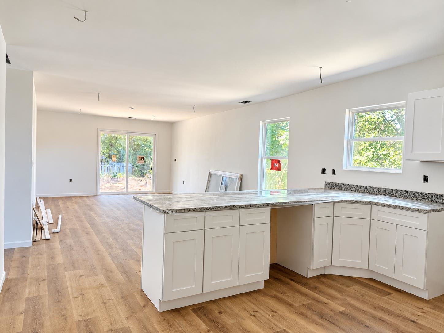 225 Sunny Street Property Photo 5