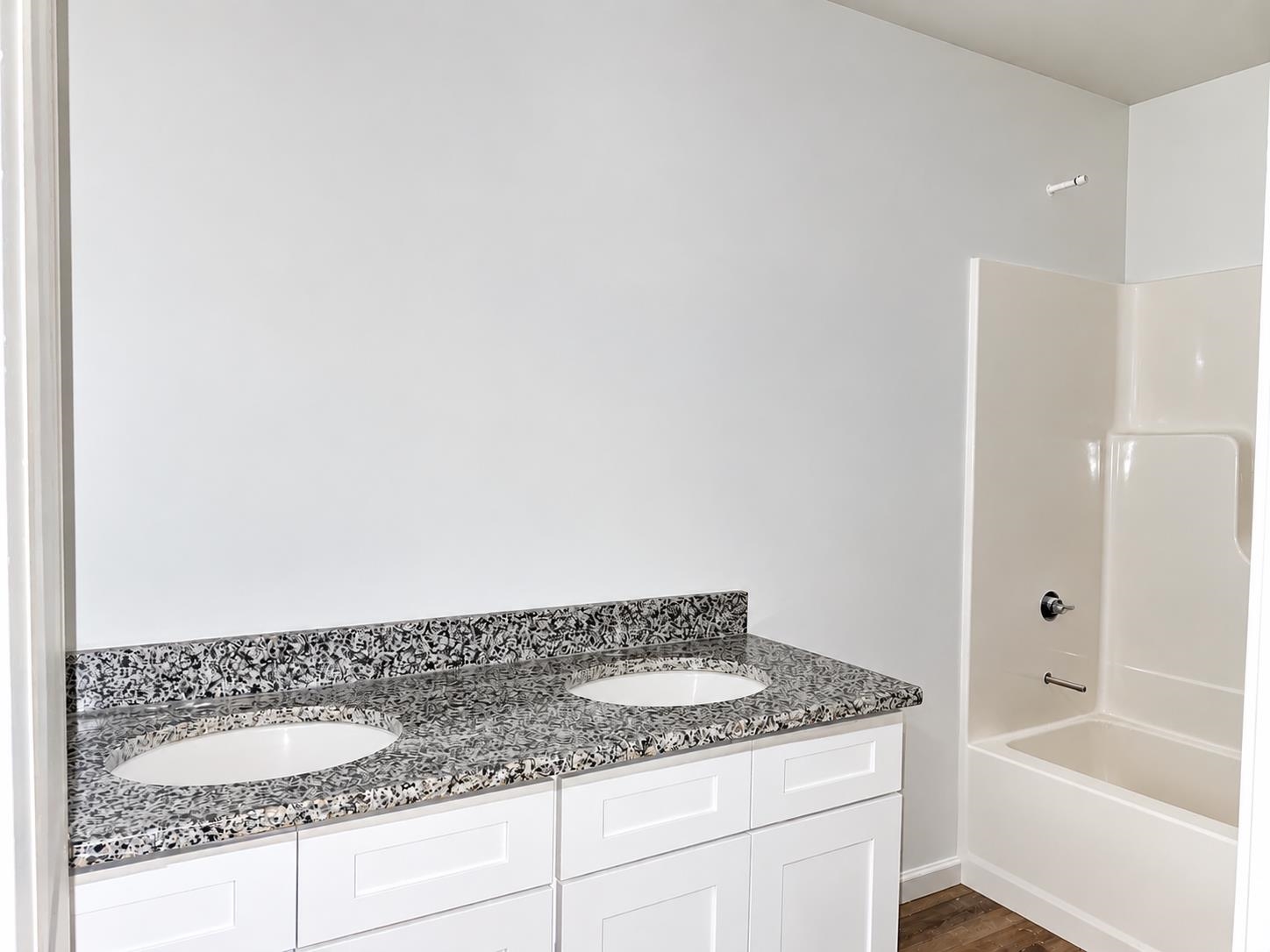 225 Sunny Street Property Photo 7