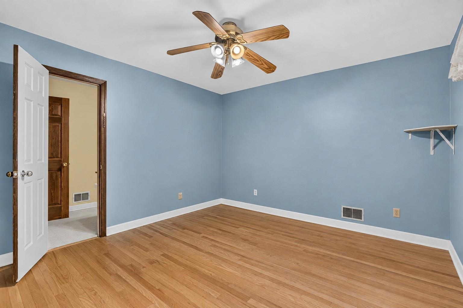 204 Fernbrook Circle Property Photo 21