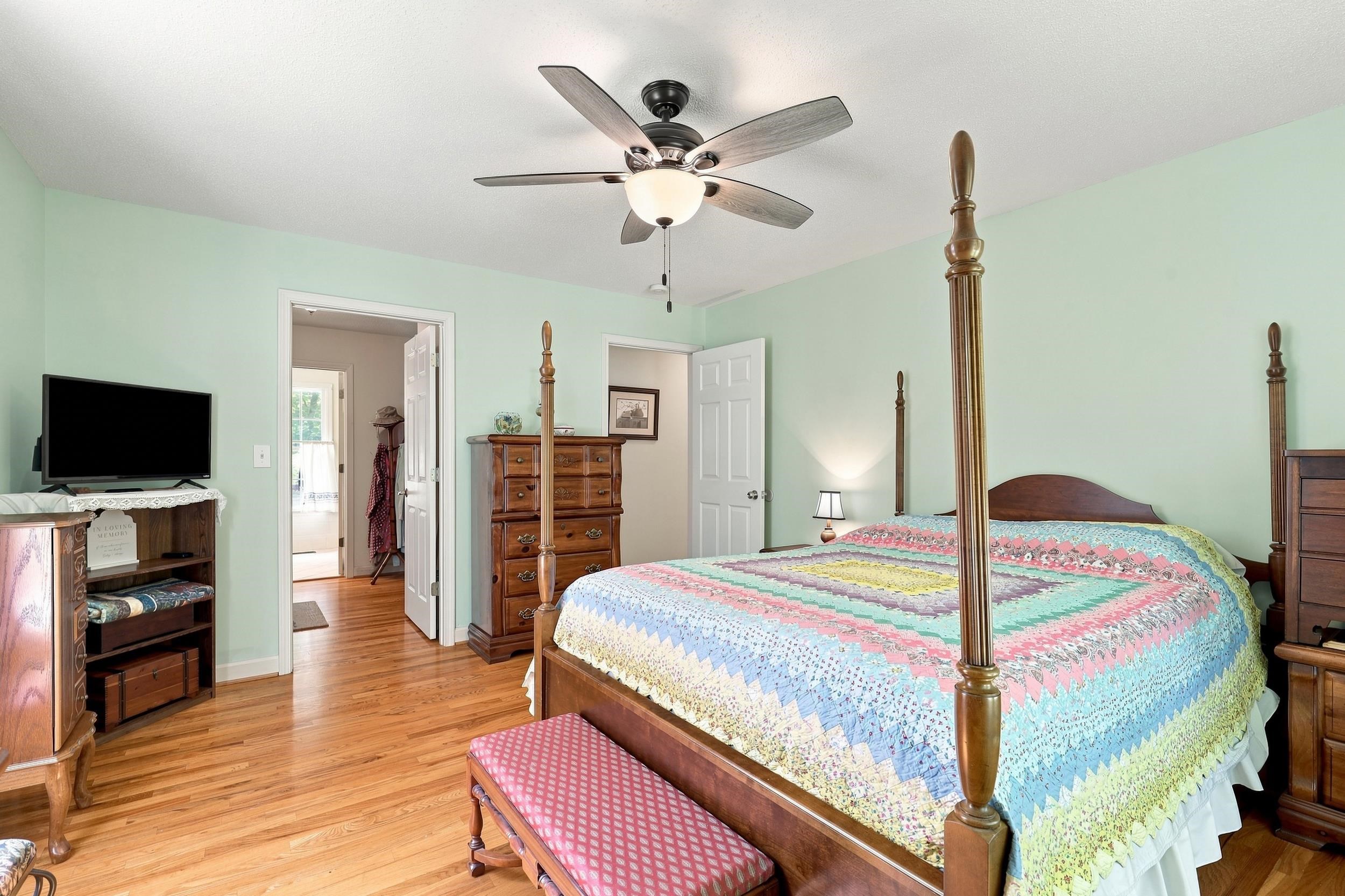 545 E Brookwood Drive Property Photo 11