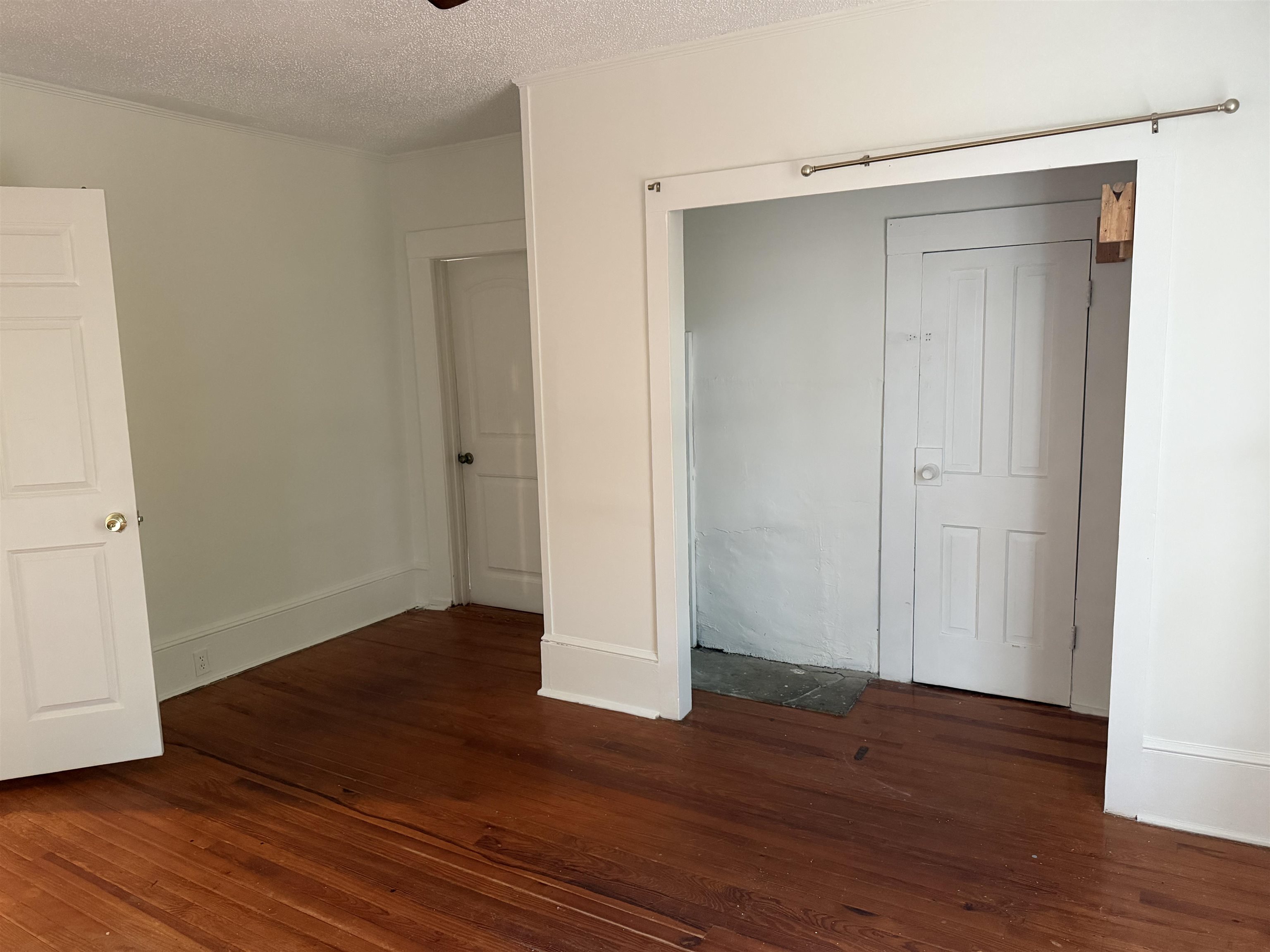 5 Arkmain St Street Property Photo 4