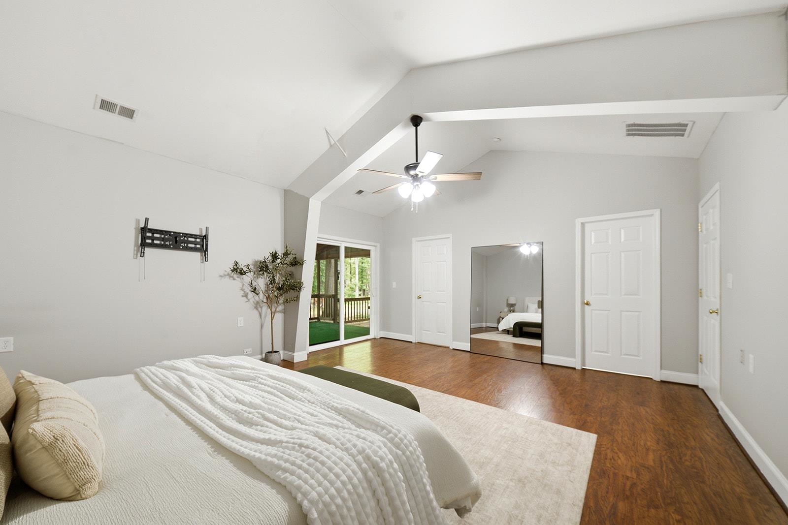 4055 Highway 357 Property Photo 17
