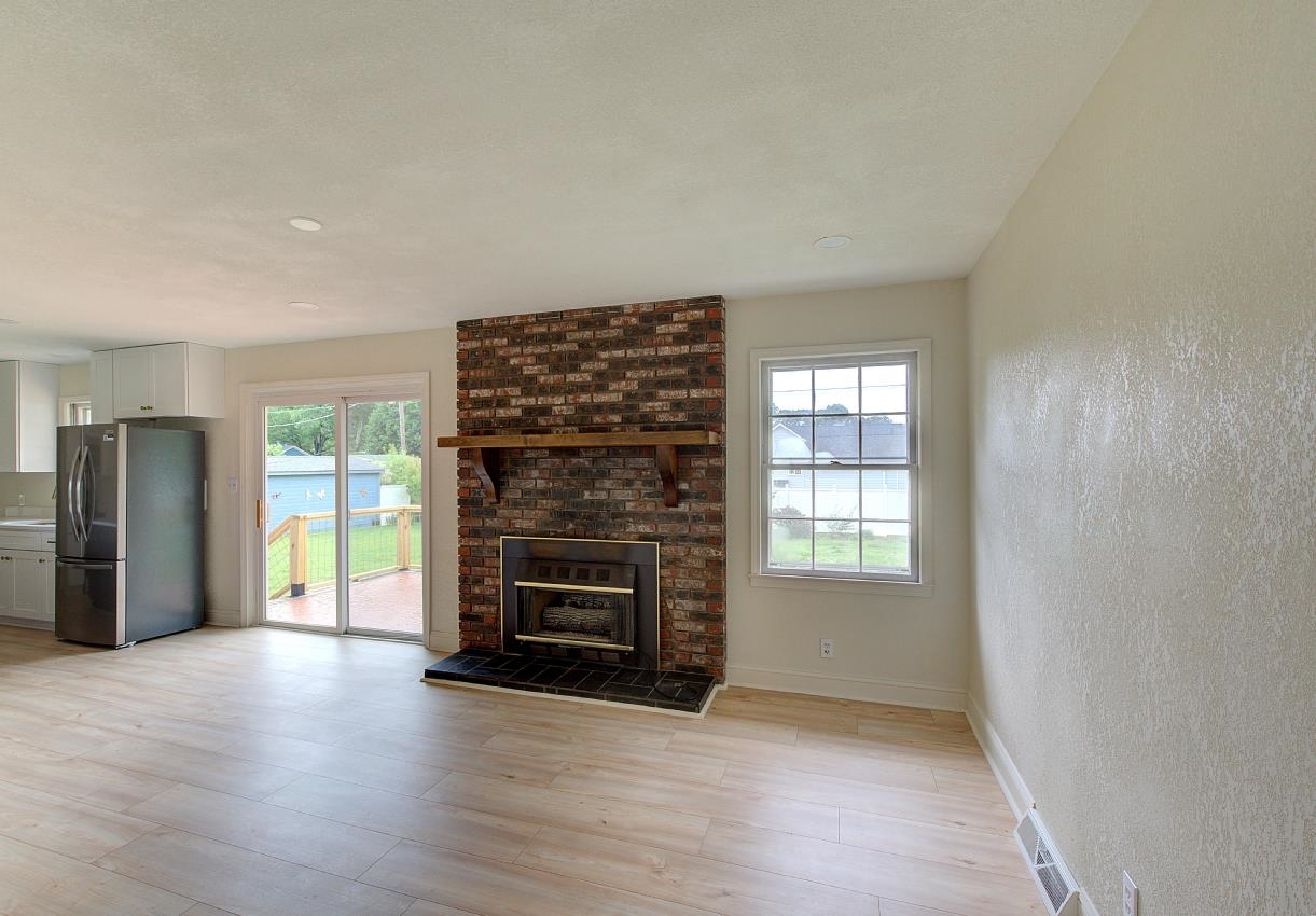 1195 Holly Springs Road Property Photo 18