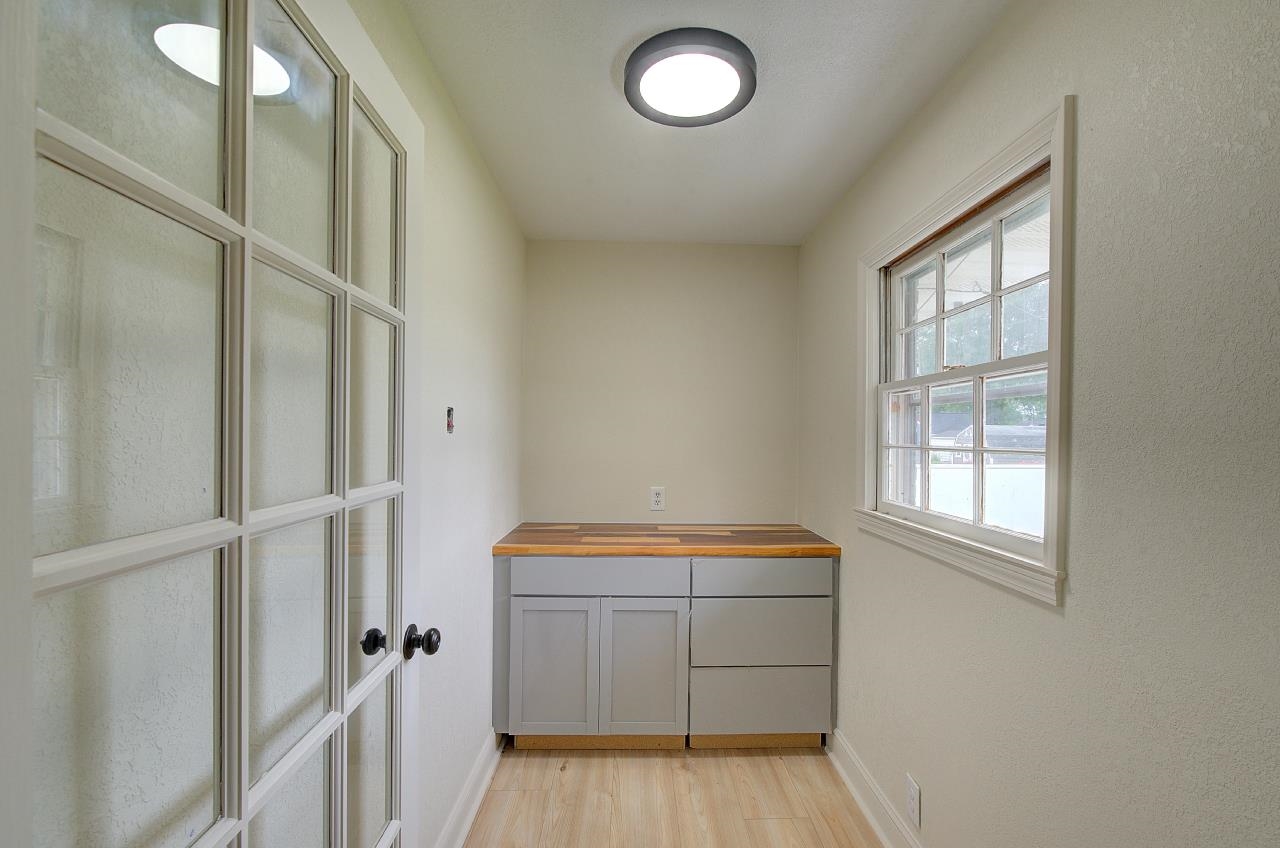 1195 Holly Springs Road Property Photo 19
