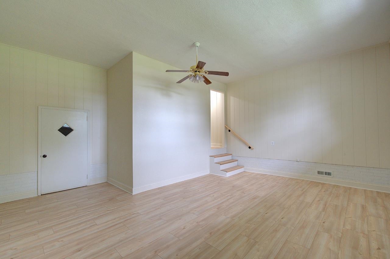 1195 Holly Springs Road Property Photo 23