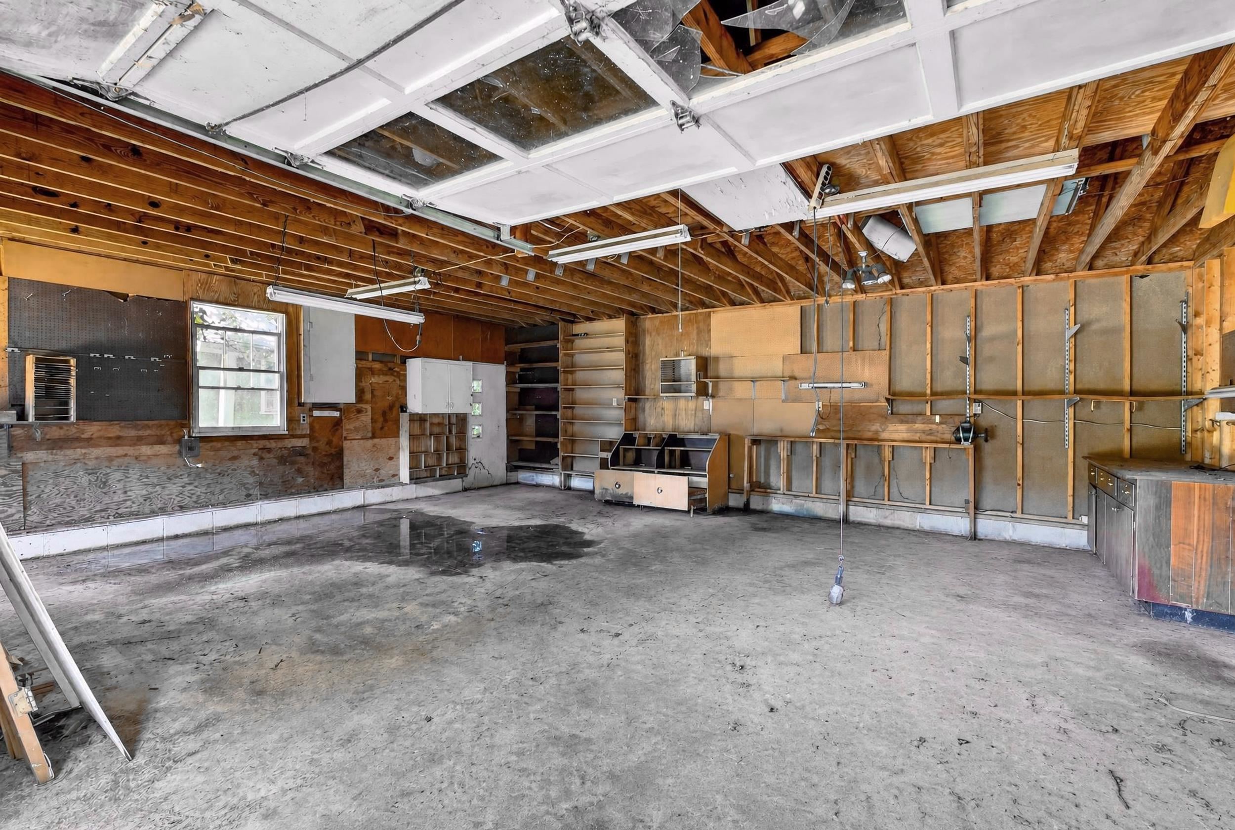151 Woodhaven Drive Property Photo 3