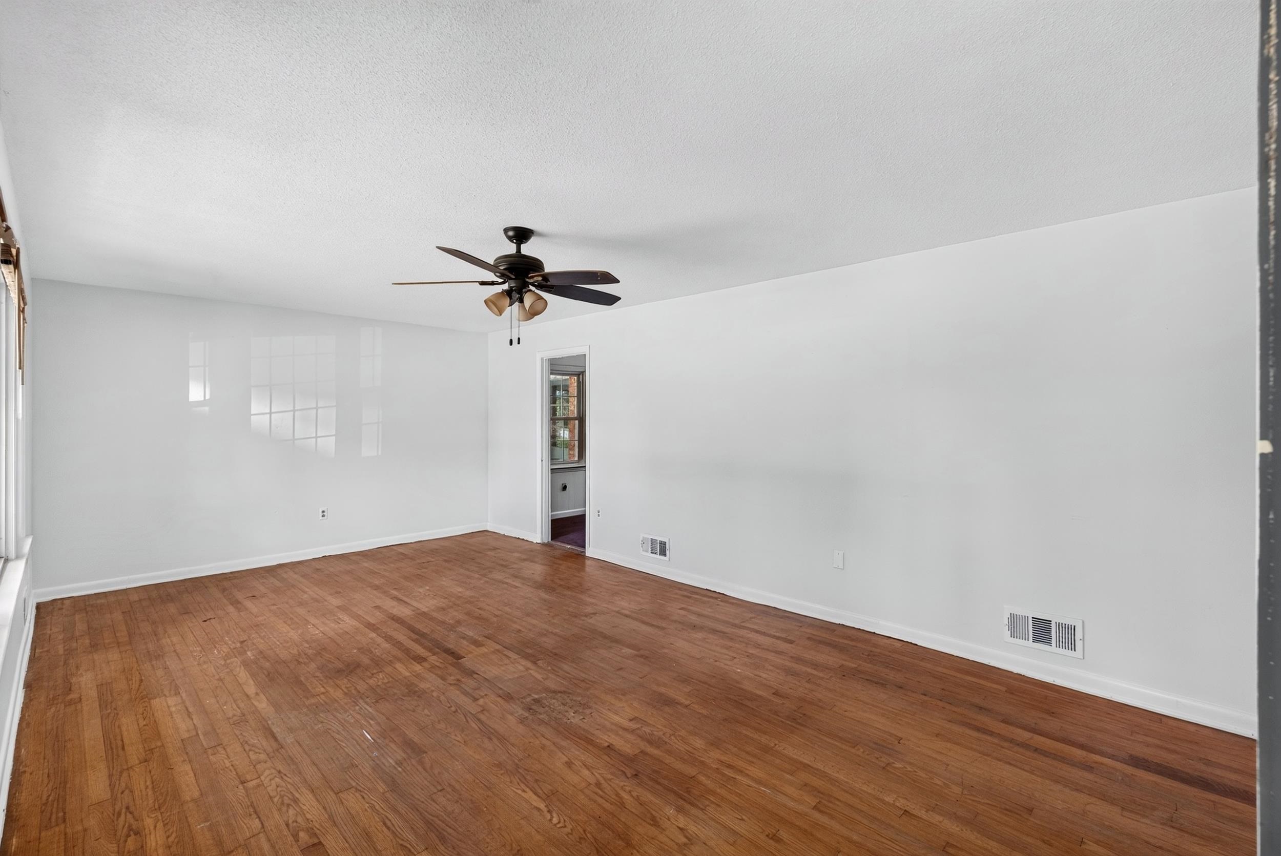 151 Woodhaven Drive Property Photo 10