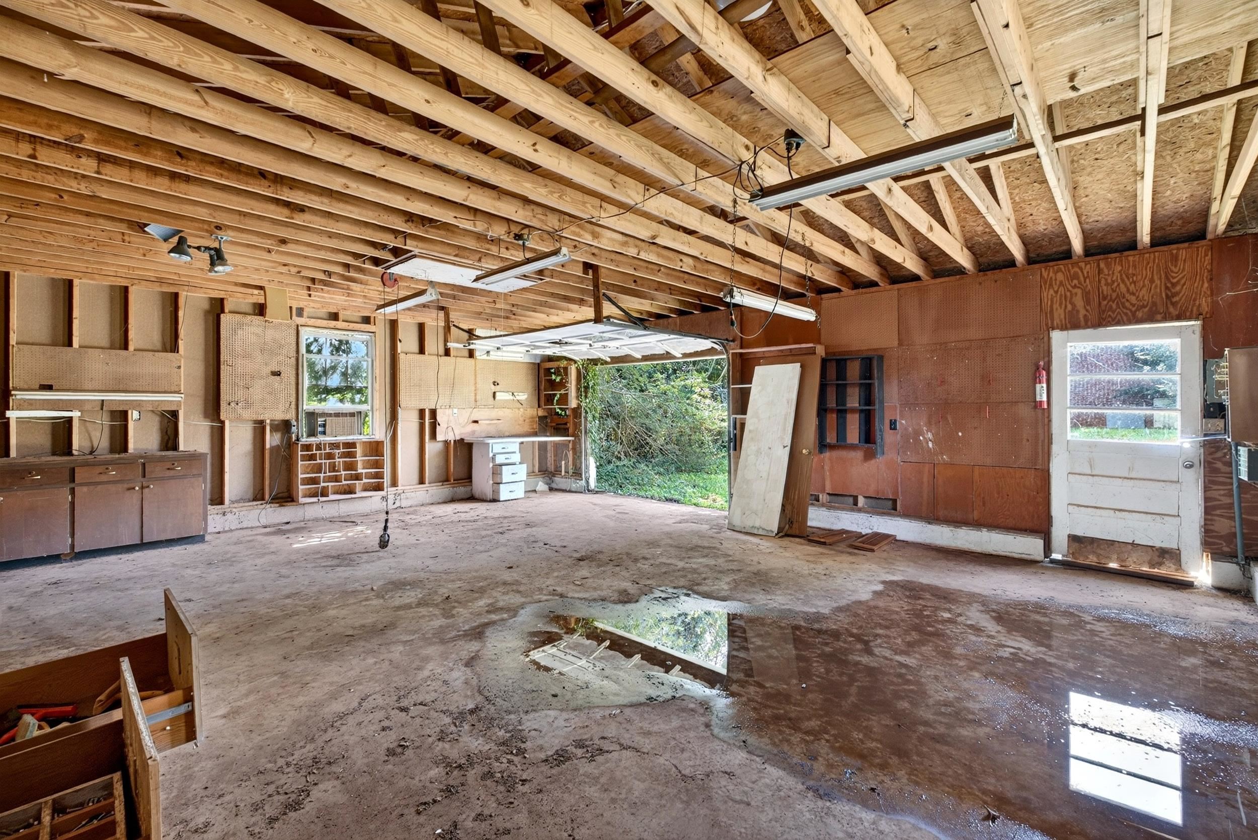 151 Woodhaven Drive Property Photo 23