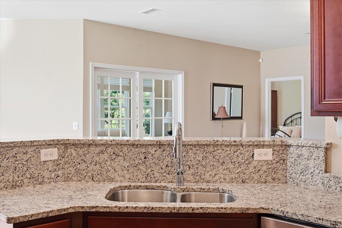 468 Brenda Way Property Photo 13