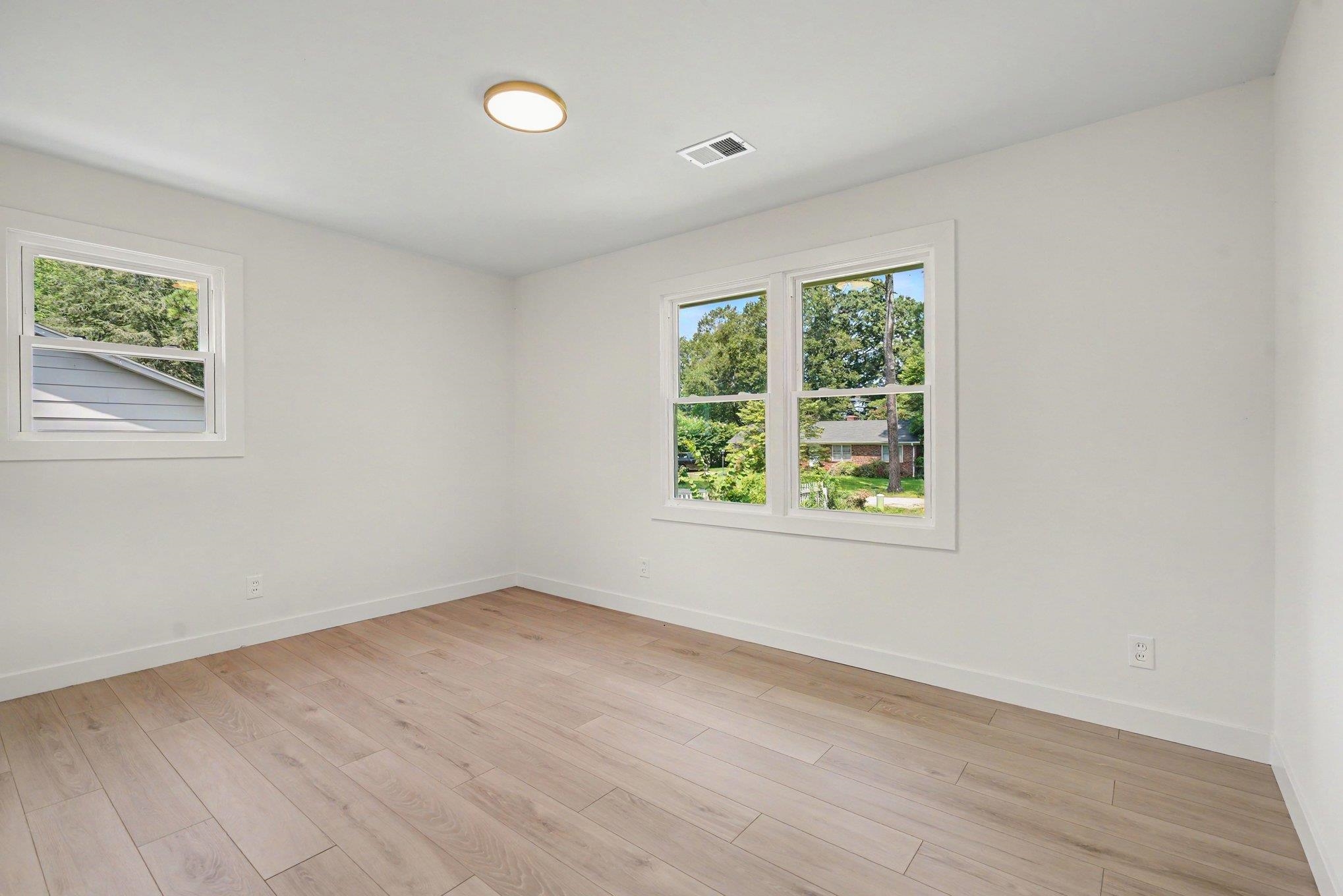 3035 Elmhurst Drive Property Photo 22