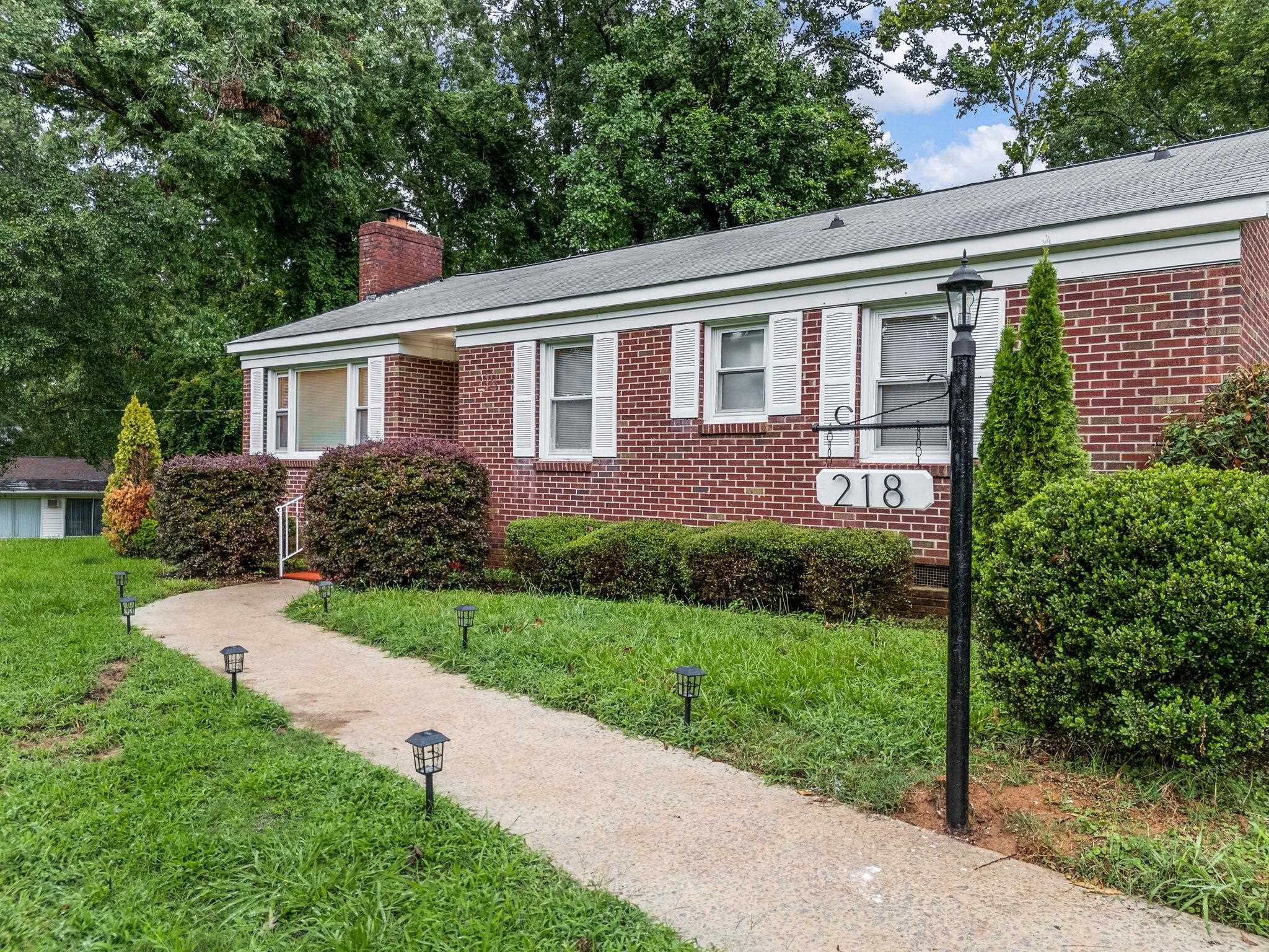 218 Hillcrest Drive Property Photo 2