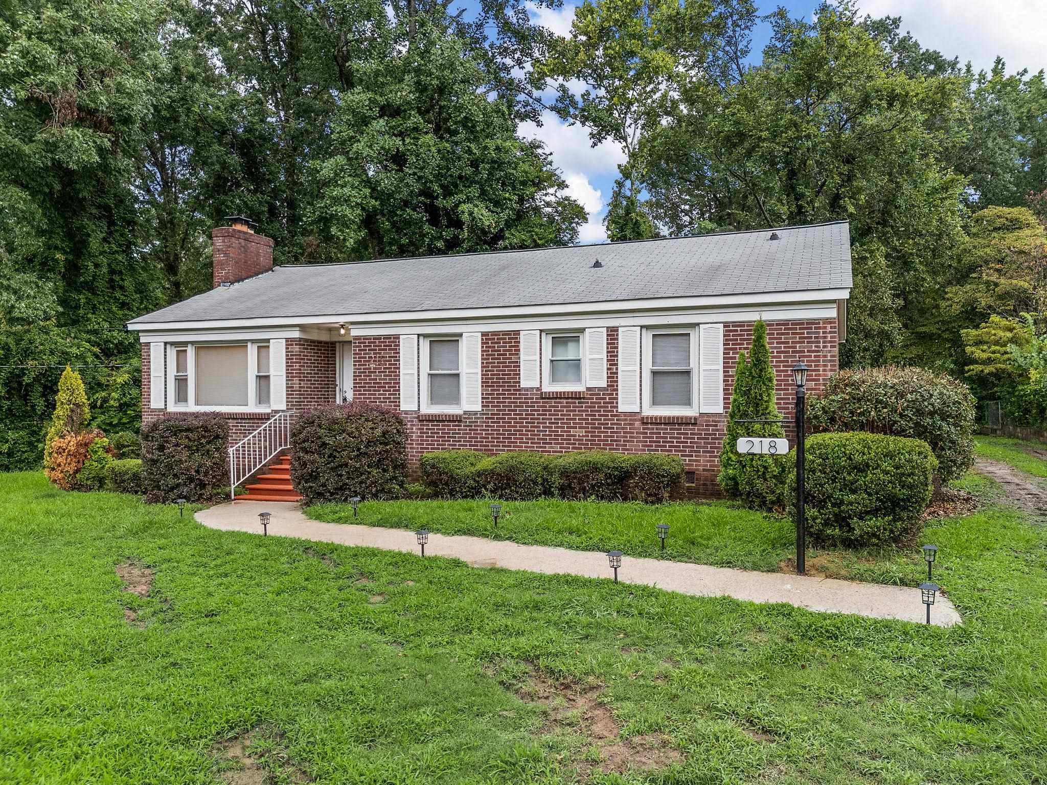 218 Hillcrest Drive Property Photo 3