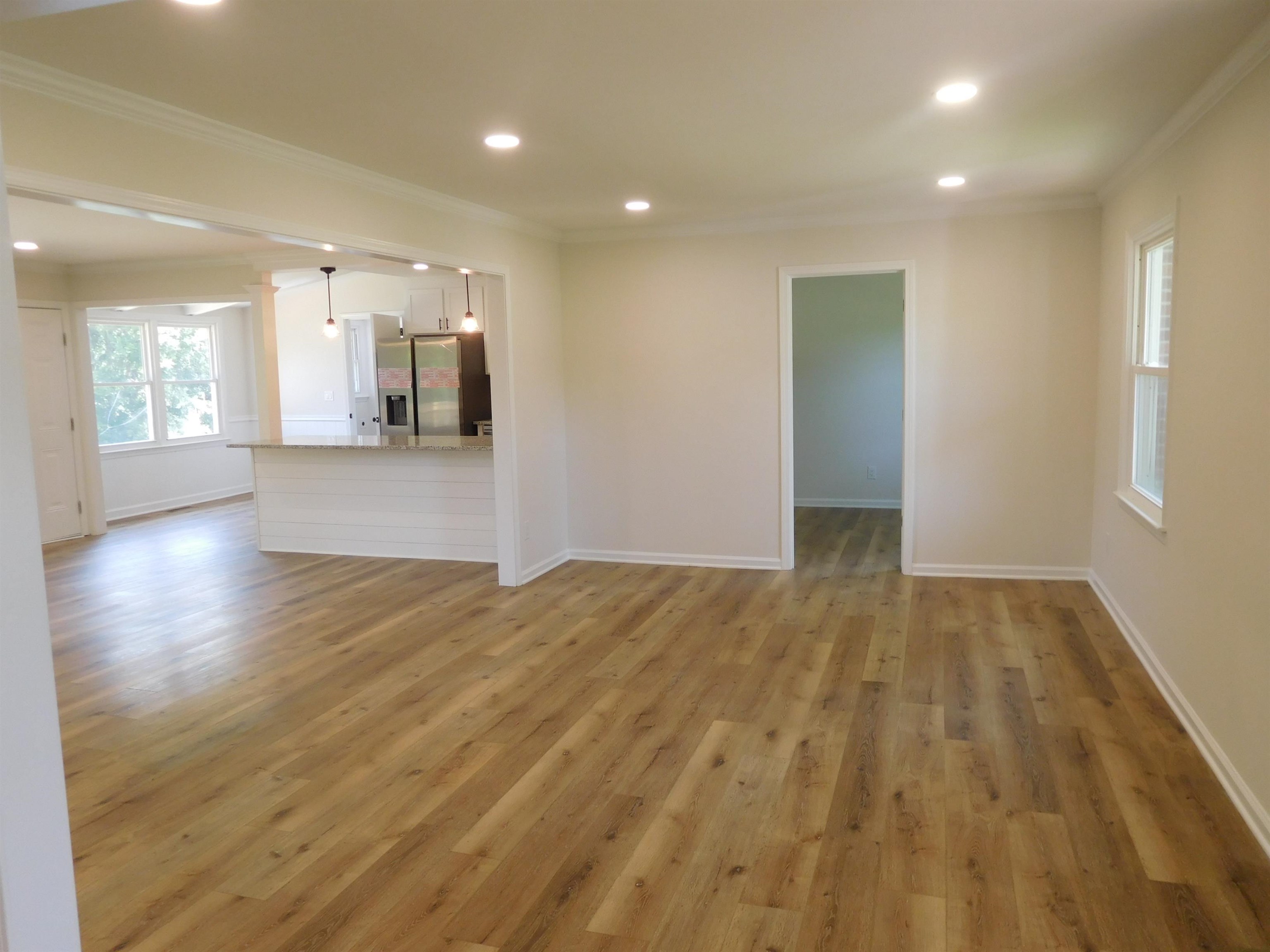 110 Cambridge Circle Circle Property Photo 10