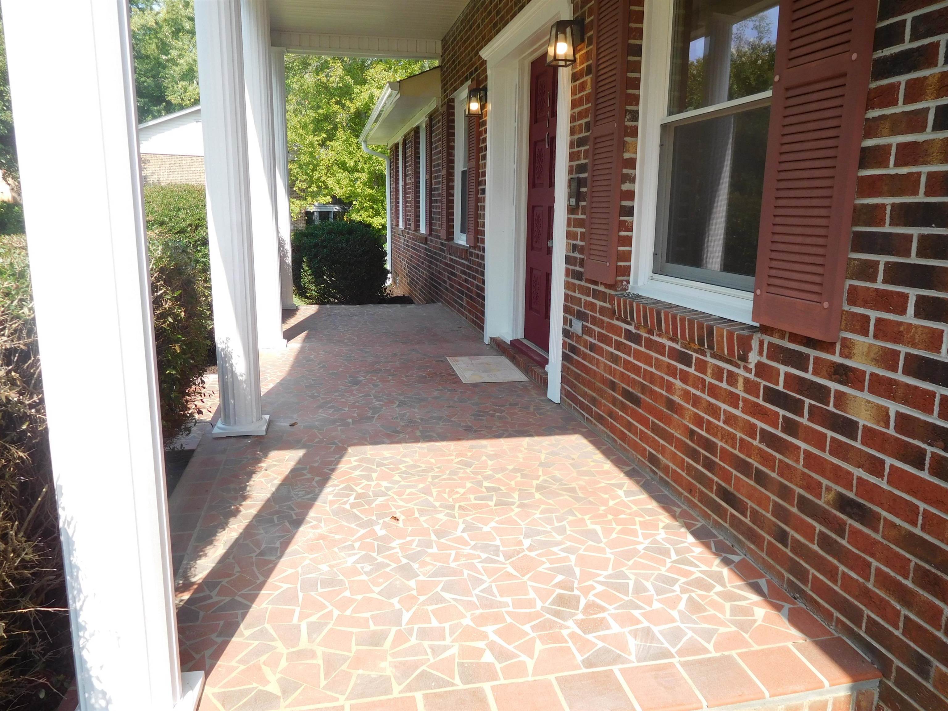 110 Cambridge Circle Circle Property Photo 22