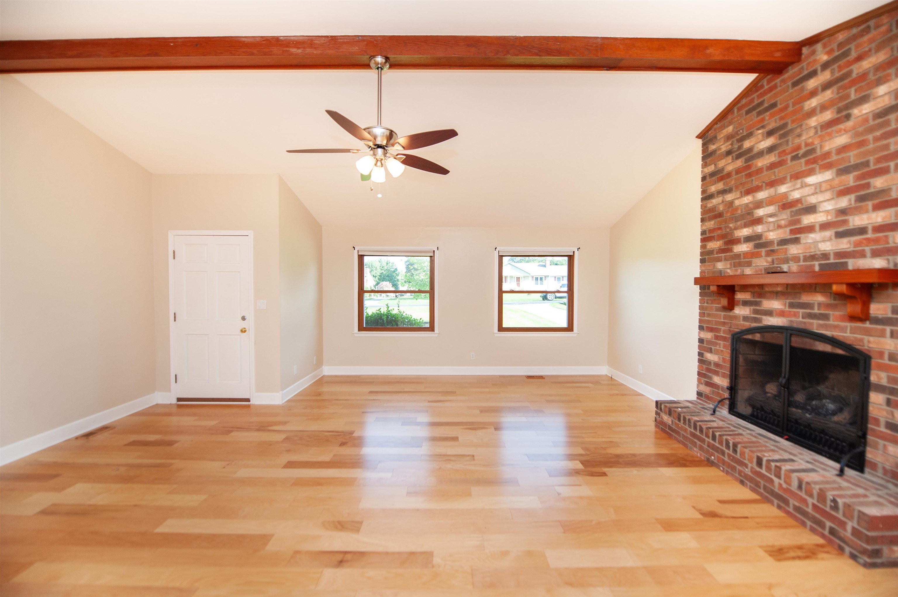 145 Crossgate Drive Property Photo 3