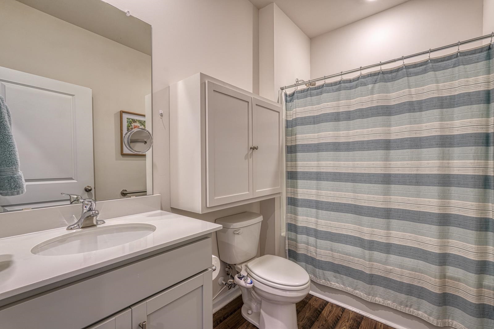 1239 Lynton Lane Property Photo 19