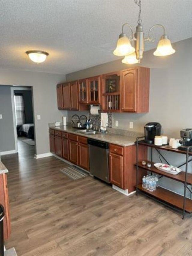 810 N Gray Beaver Ct Court Property Photo 8