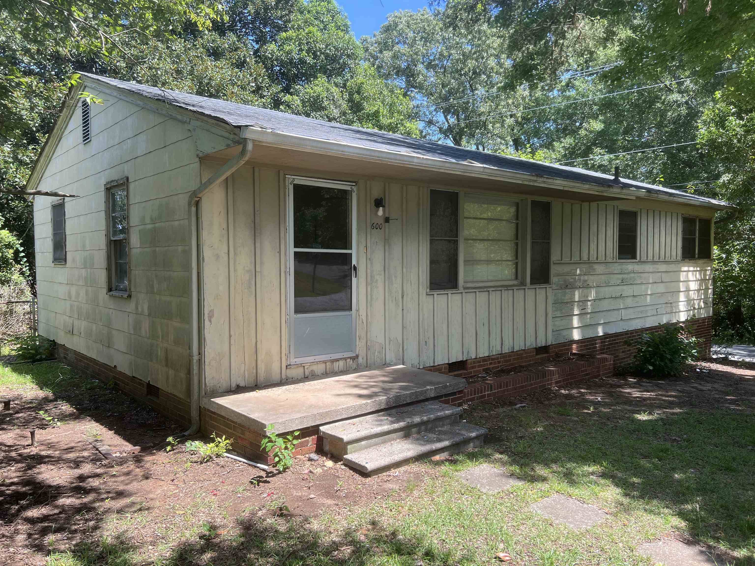 600 Greenhill Rd Property Photo 2
